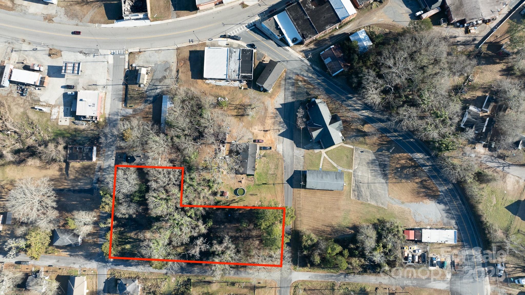 3 Catawba Avenue Property Photo 4