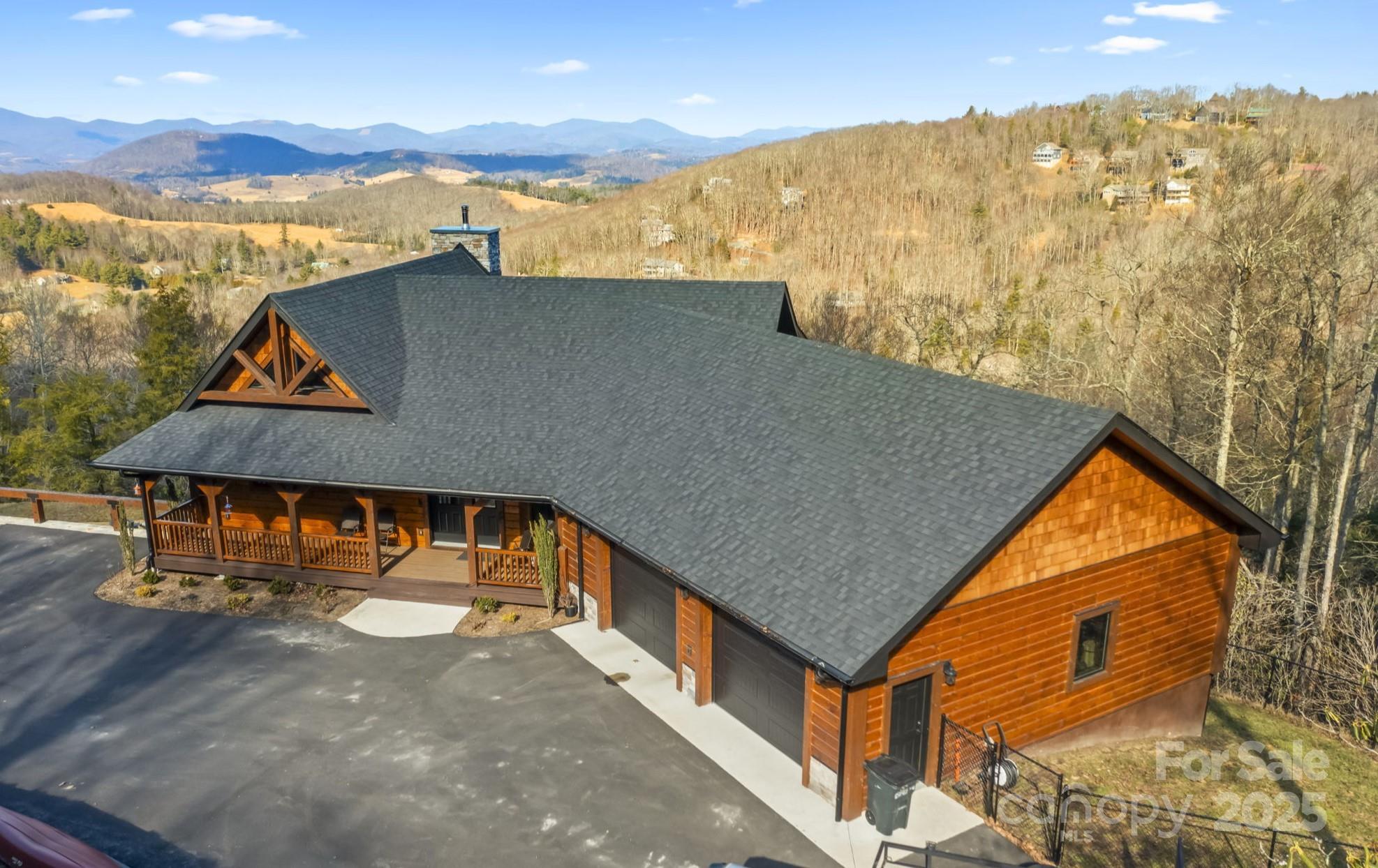 419 Antler Trail Property Photo 3