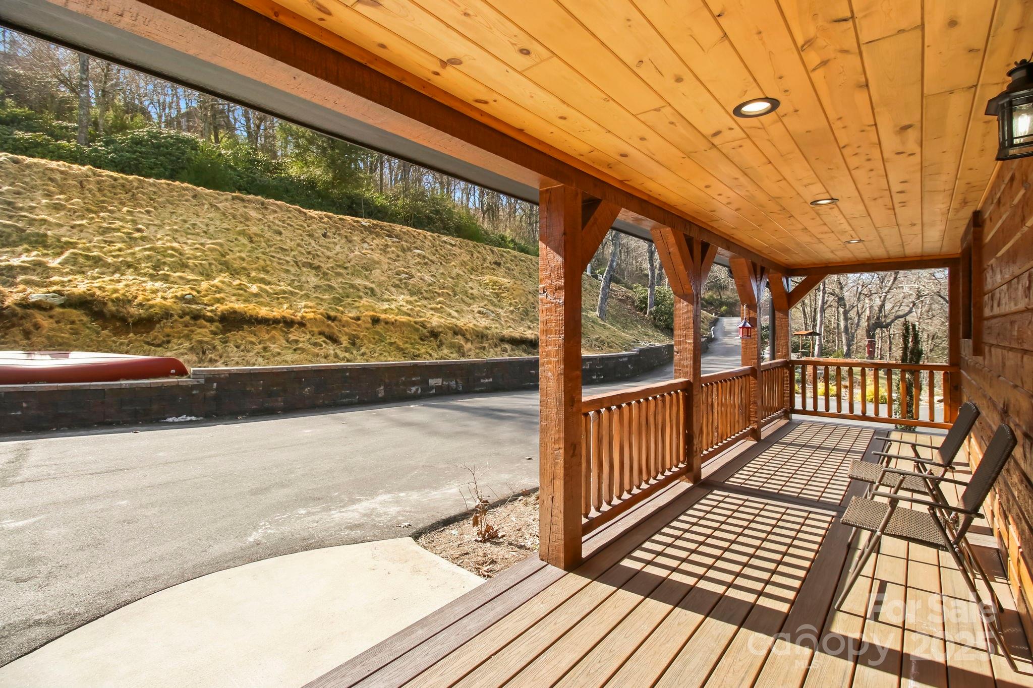 419 Antler Trail Property Photo 8