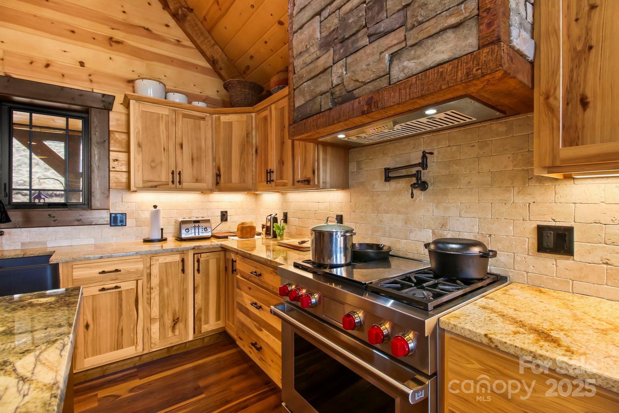 419 Antler Trail Property Photo 17