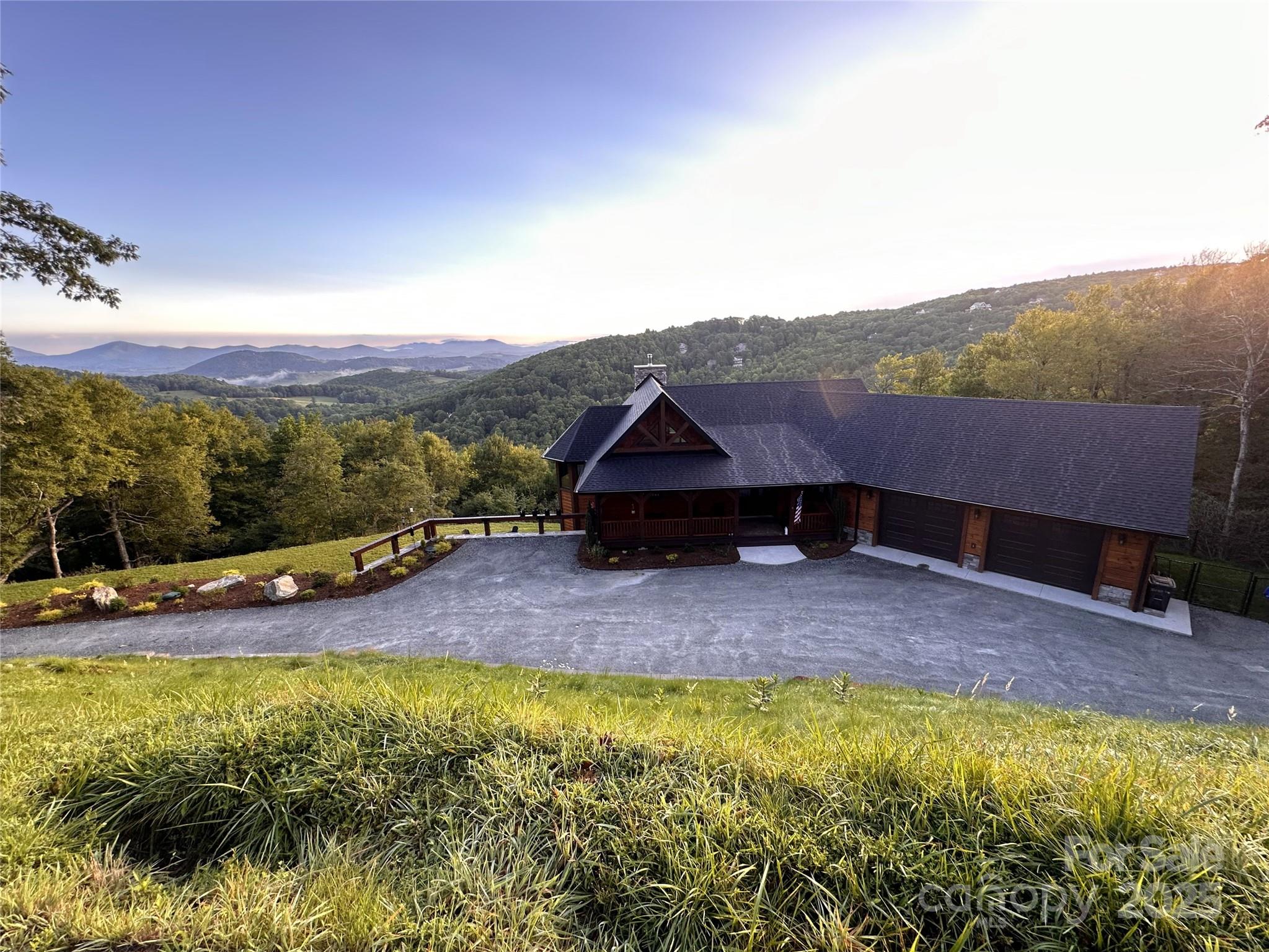 419 Antler Trail Property Photo 48