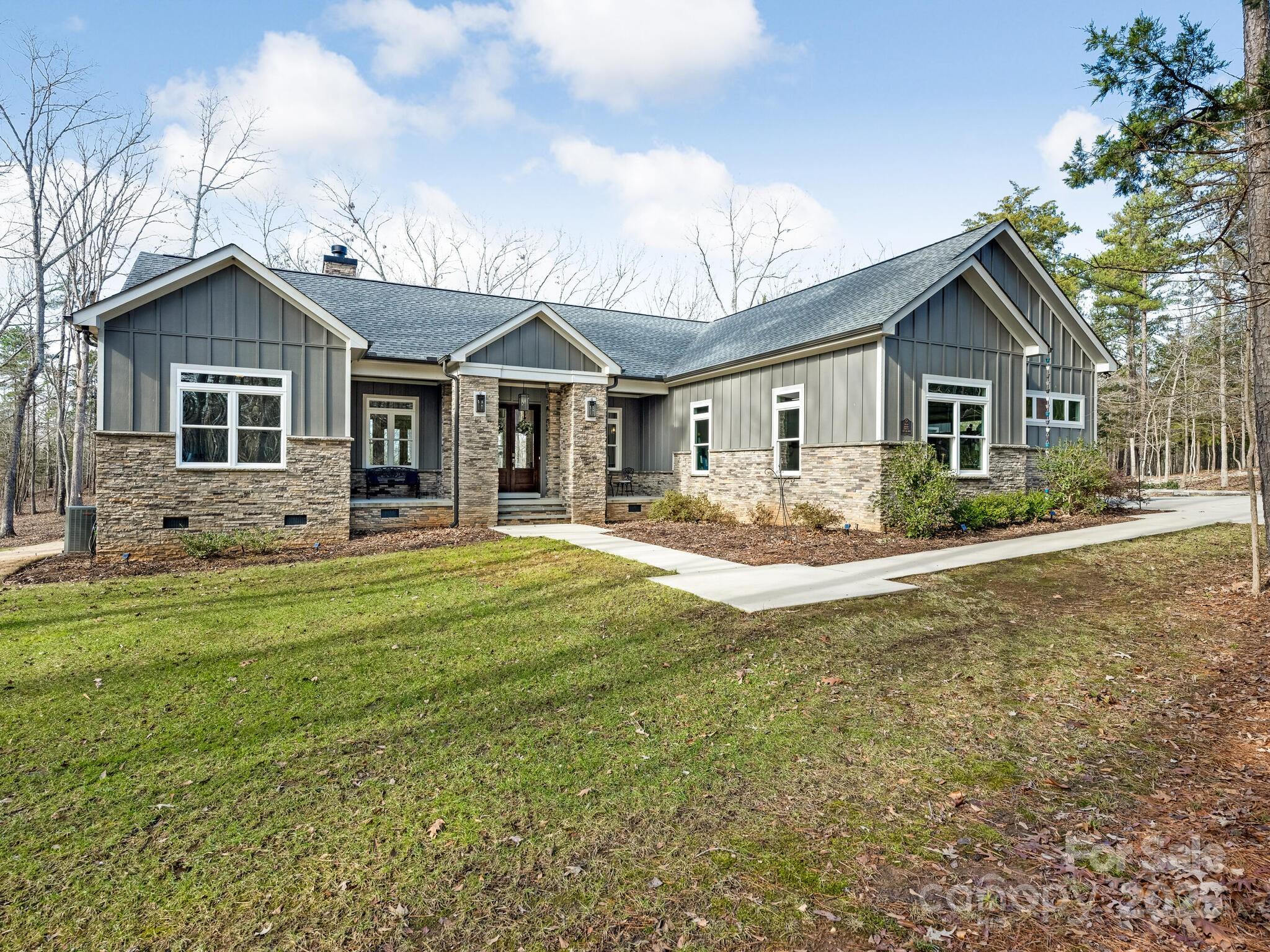 Sharon Real Estate Listings Main Image