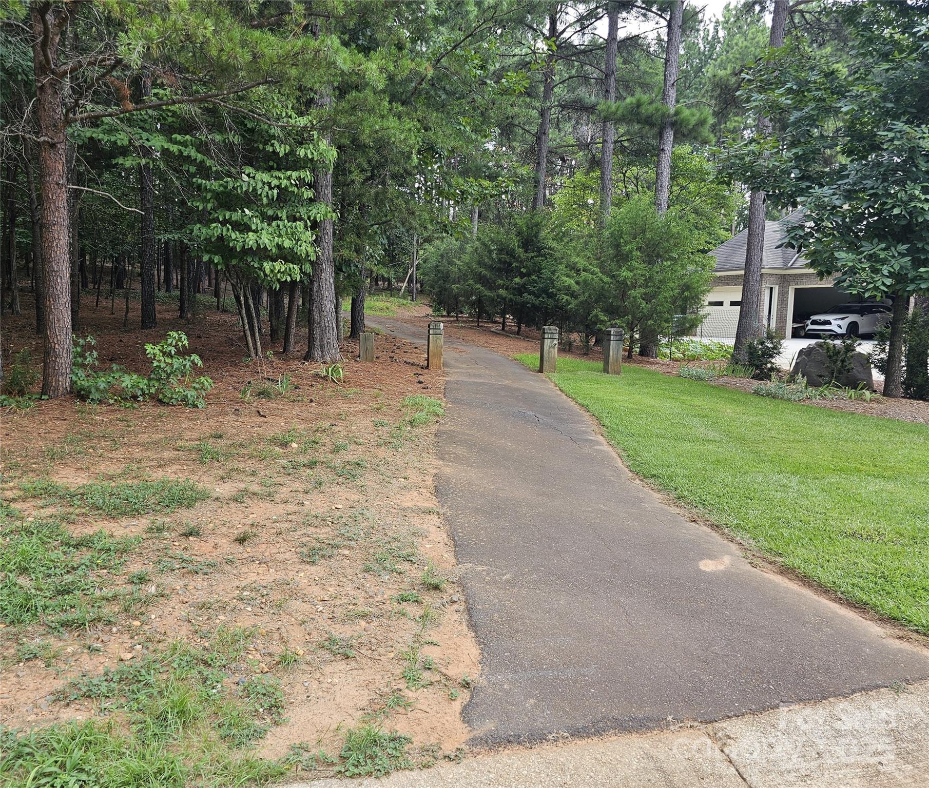 5149 Watermead Lane Property Photo 7