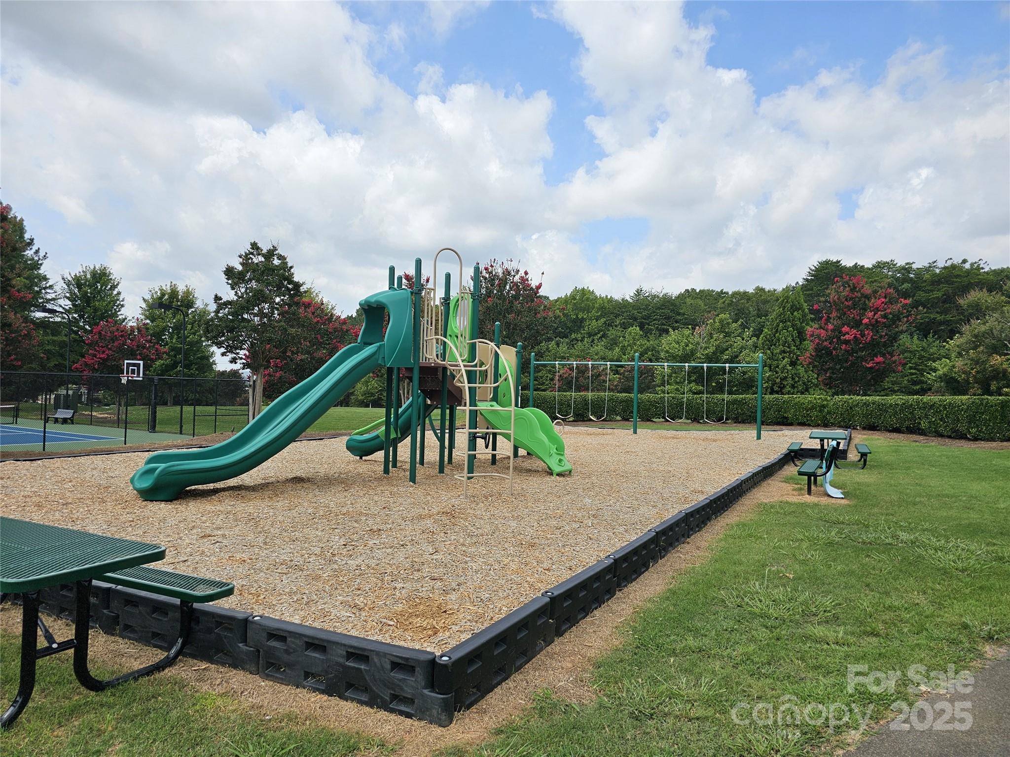 5149 Watermead Lane Property Photo 15