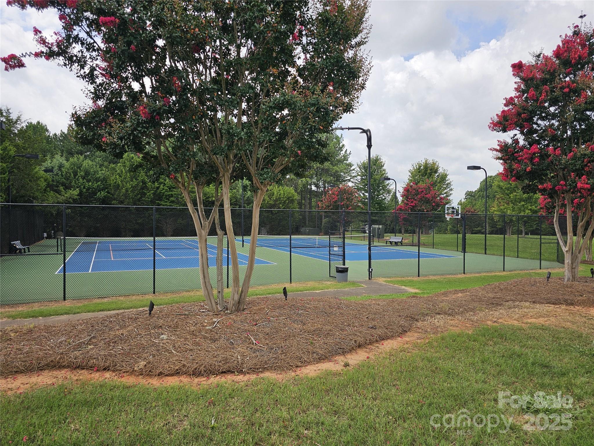 5149 Watermead Lane Property Photo 16