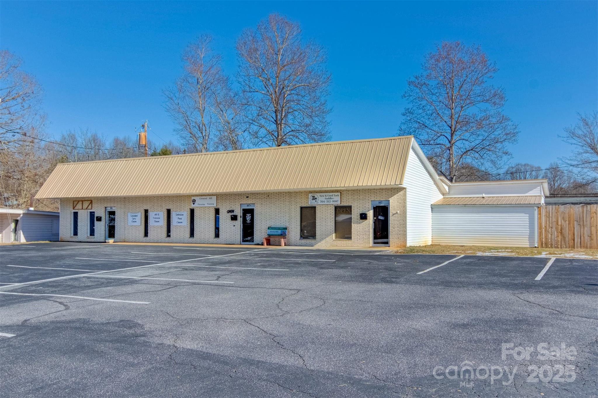 107 Main Street Property Photo