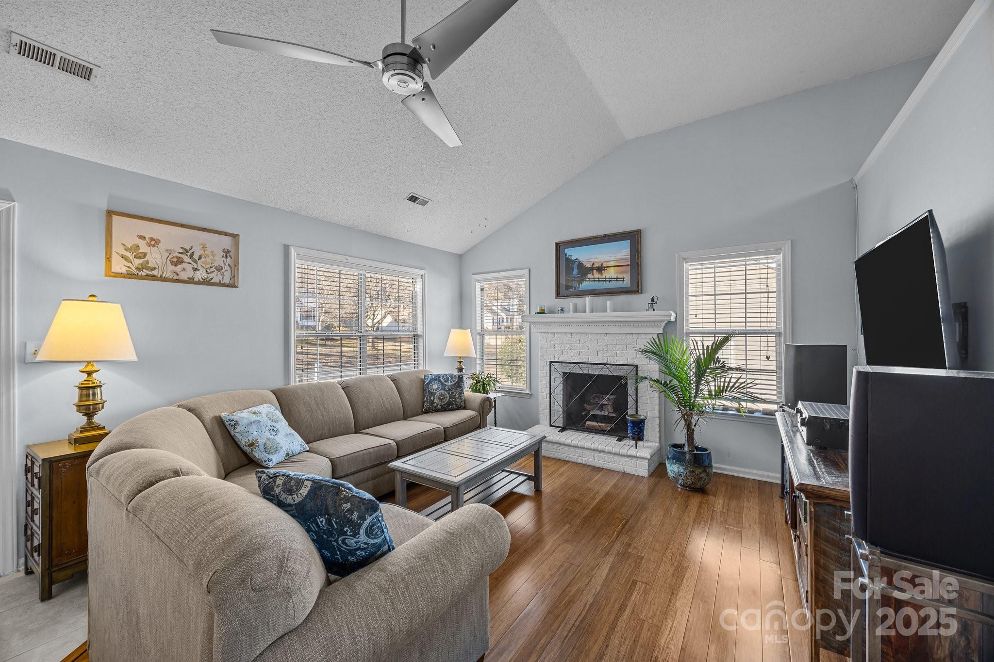 117 Winghaven Court Property Photo