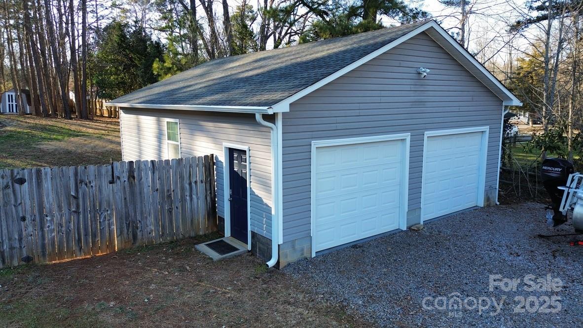 2411 Sutters Road Property Photo 3
