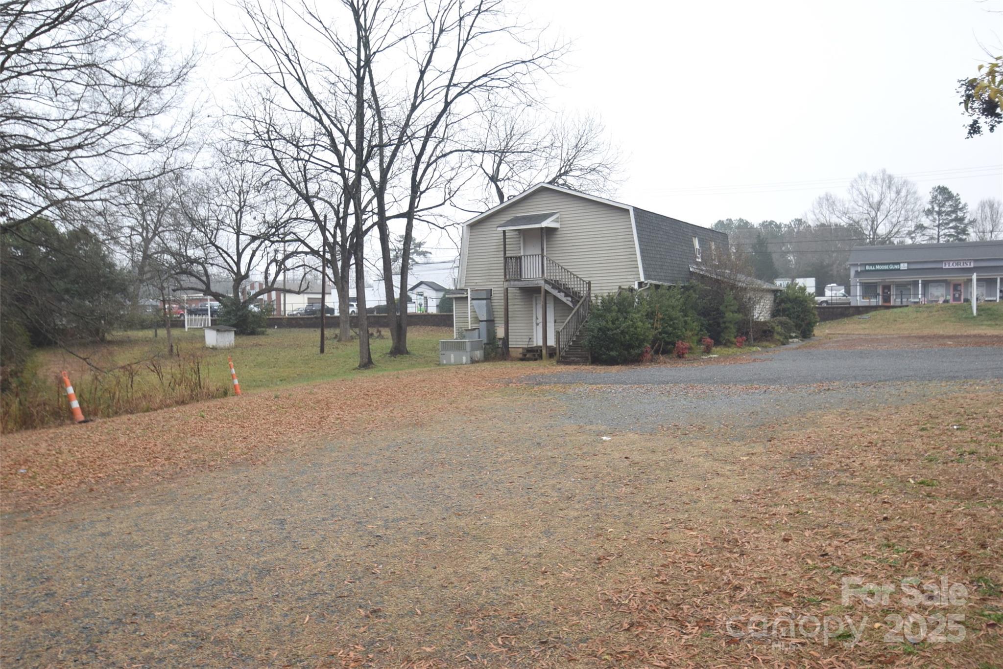 7701 Matthews-mint Hill Road Property Photo 3
