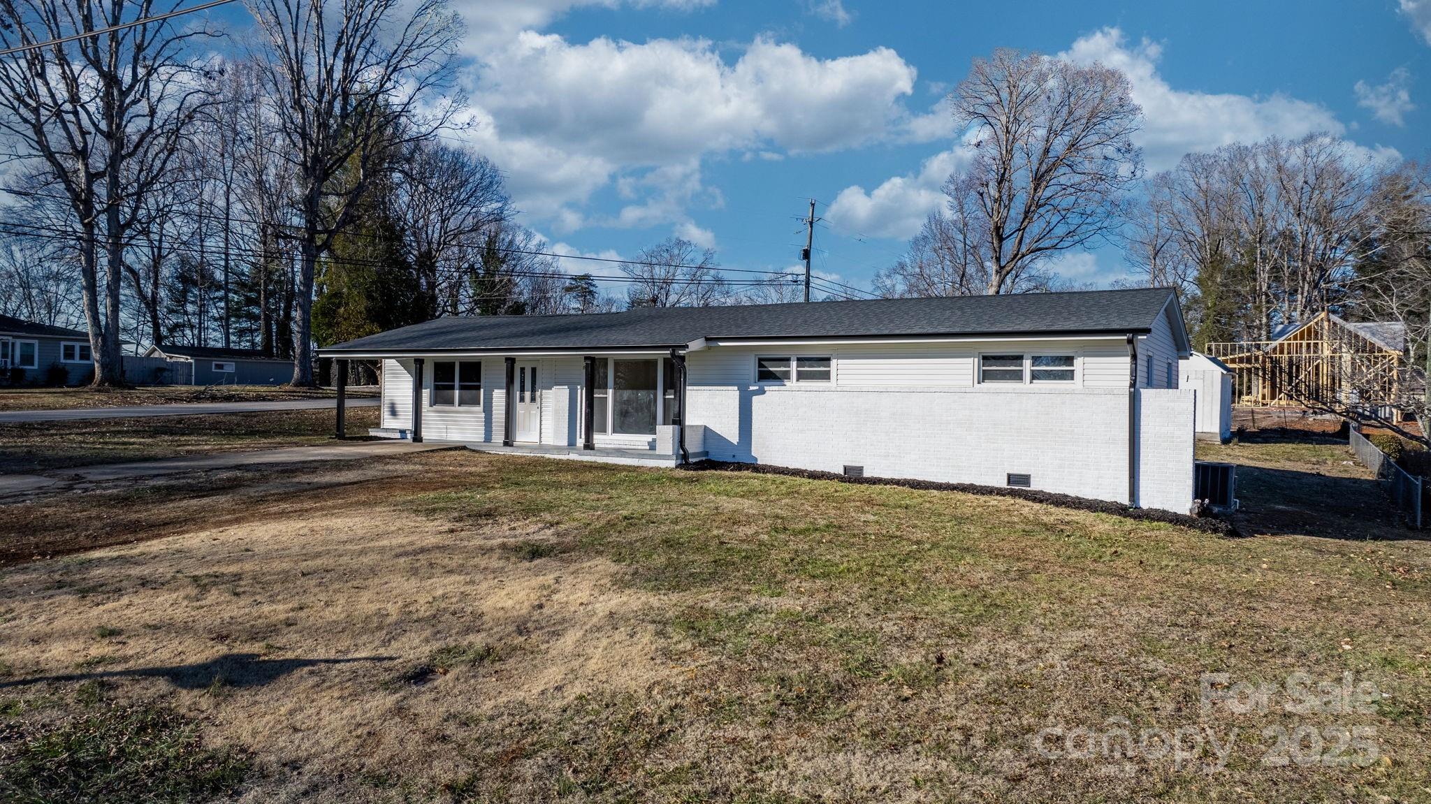 1922 Marigold Lane Property Photo