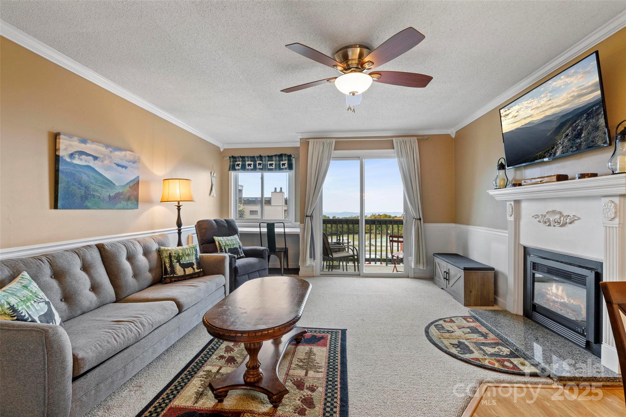 301 Pinnacle Inn Road 4211 Property Photo 8