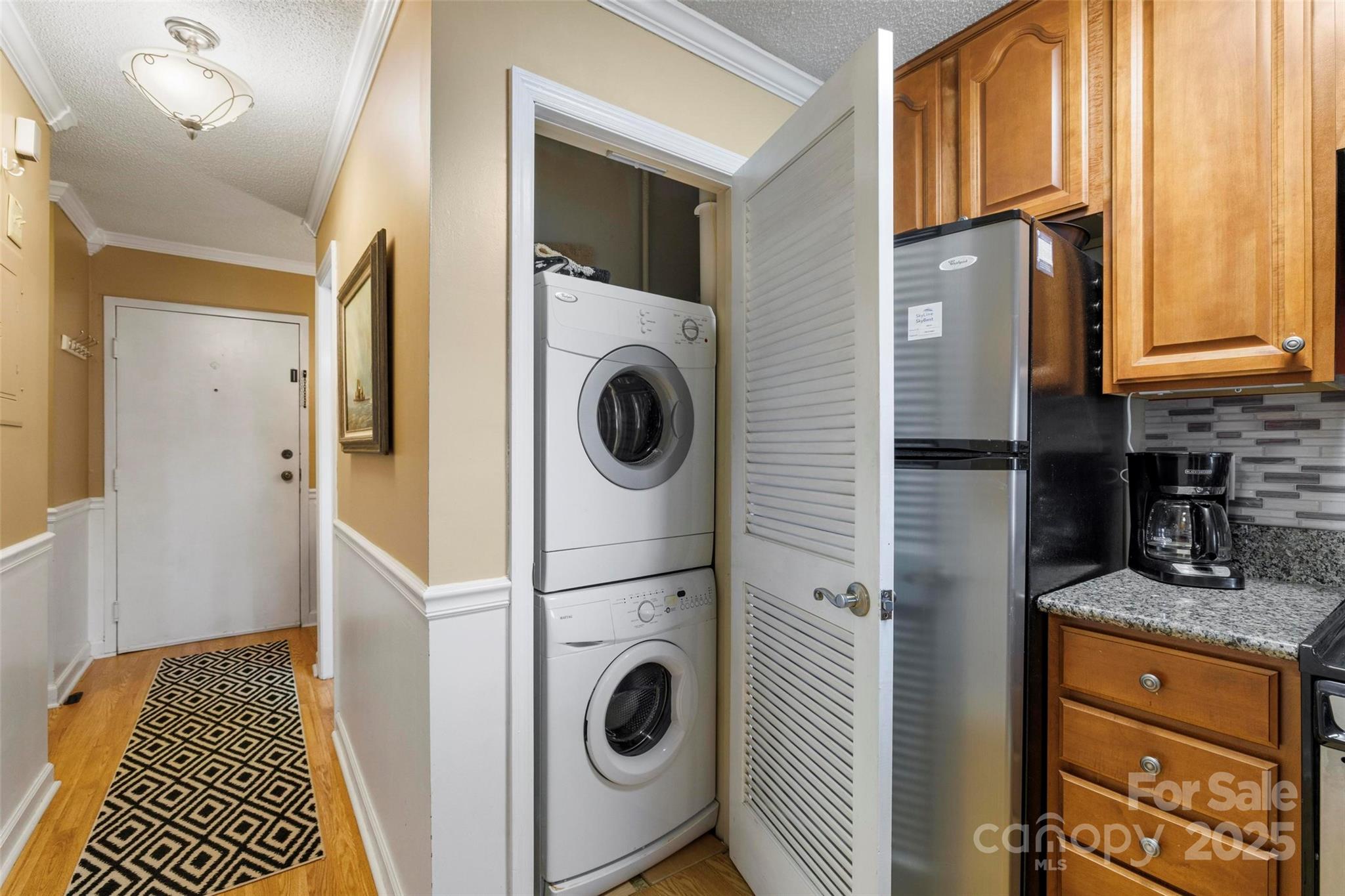 301 Pinnacle Inn Road 4211 Property Photo 16