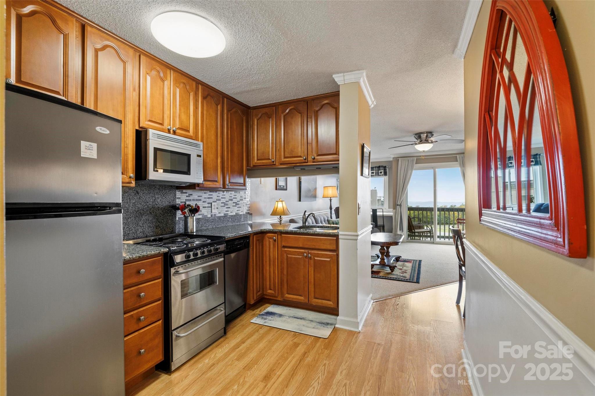 301 Pinnacle Inn Road 4211 Property Photo 17
