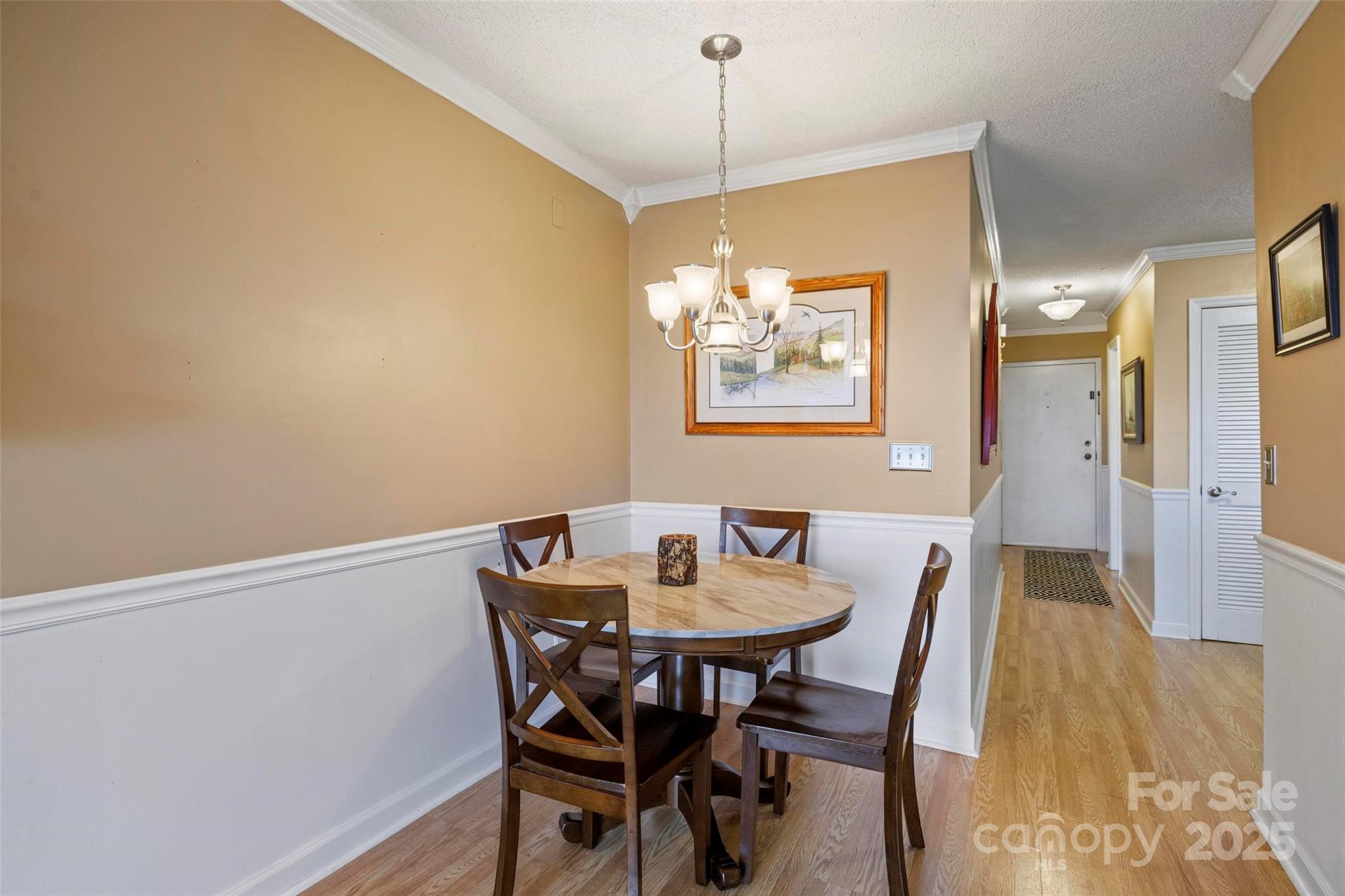 301 Pinnacle Inn Road 4211 Property Photo 23