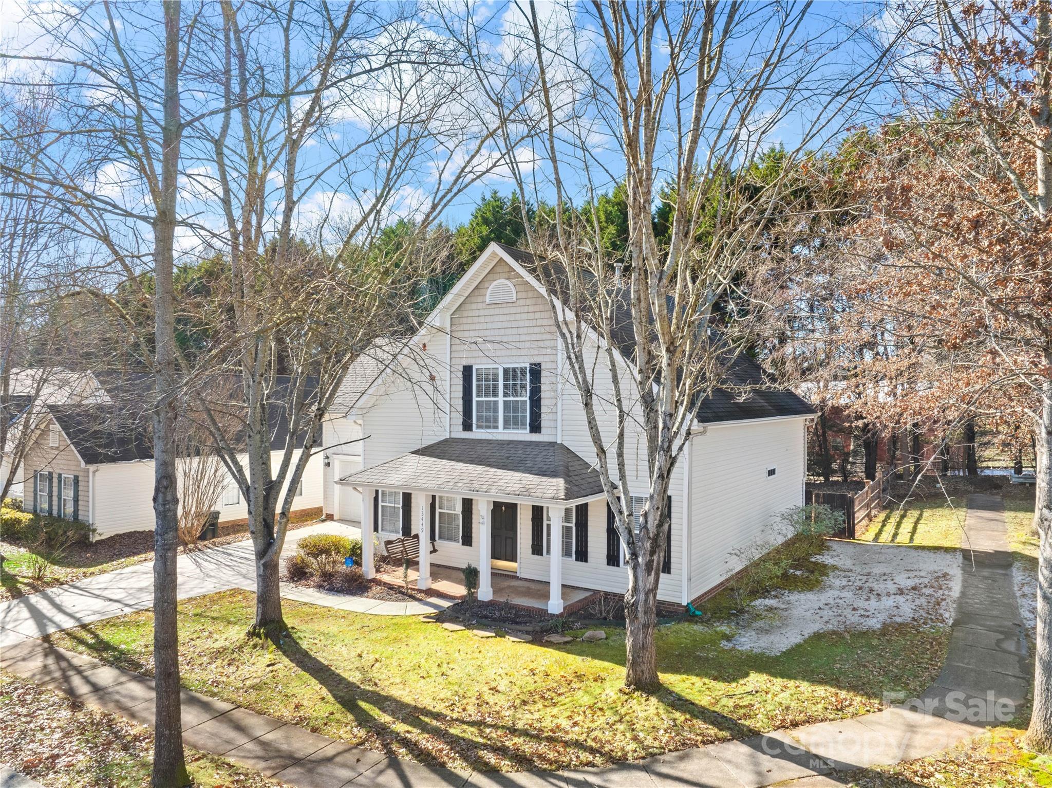 13449 Glenwyck Lane Property Photo