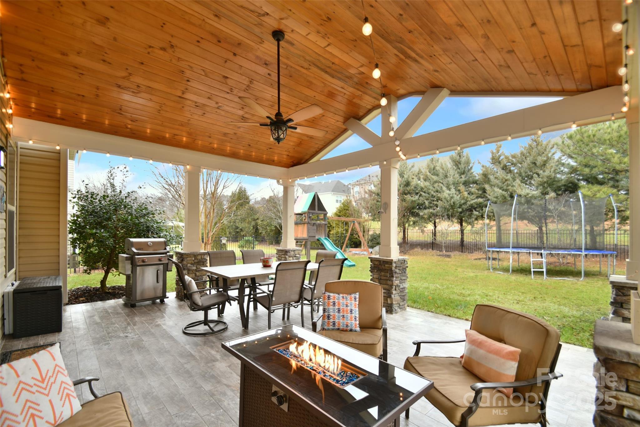2654 Treeline Drive Property Photo