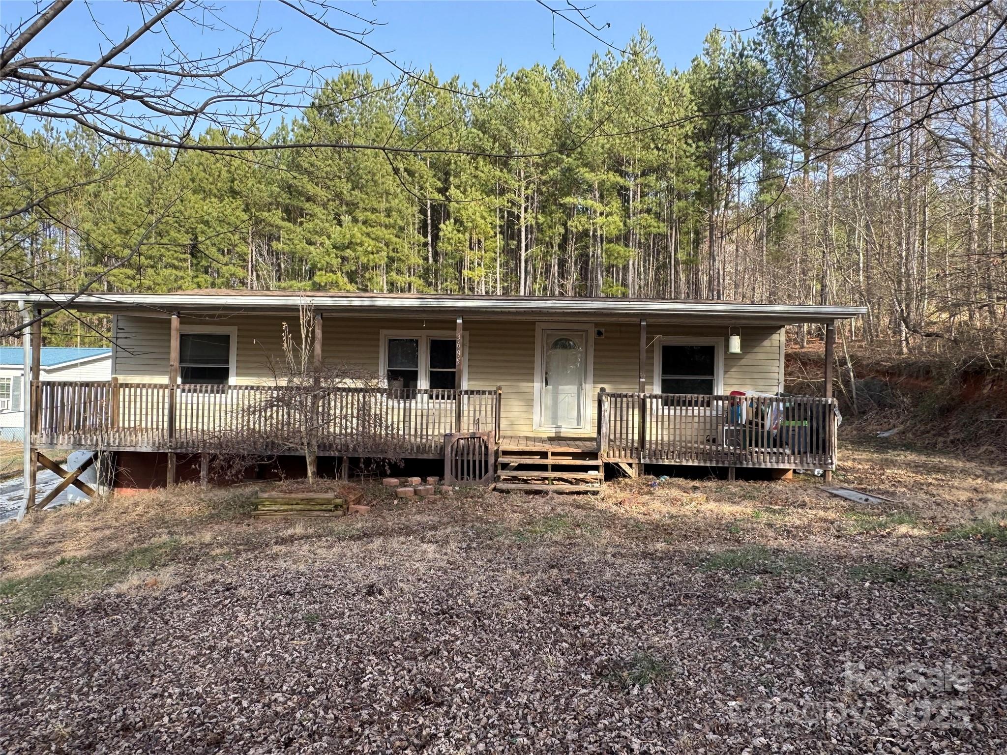 3695 Ridge Court Property Photo