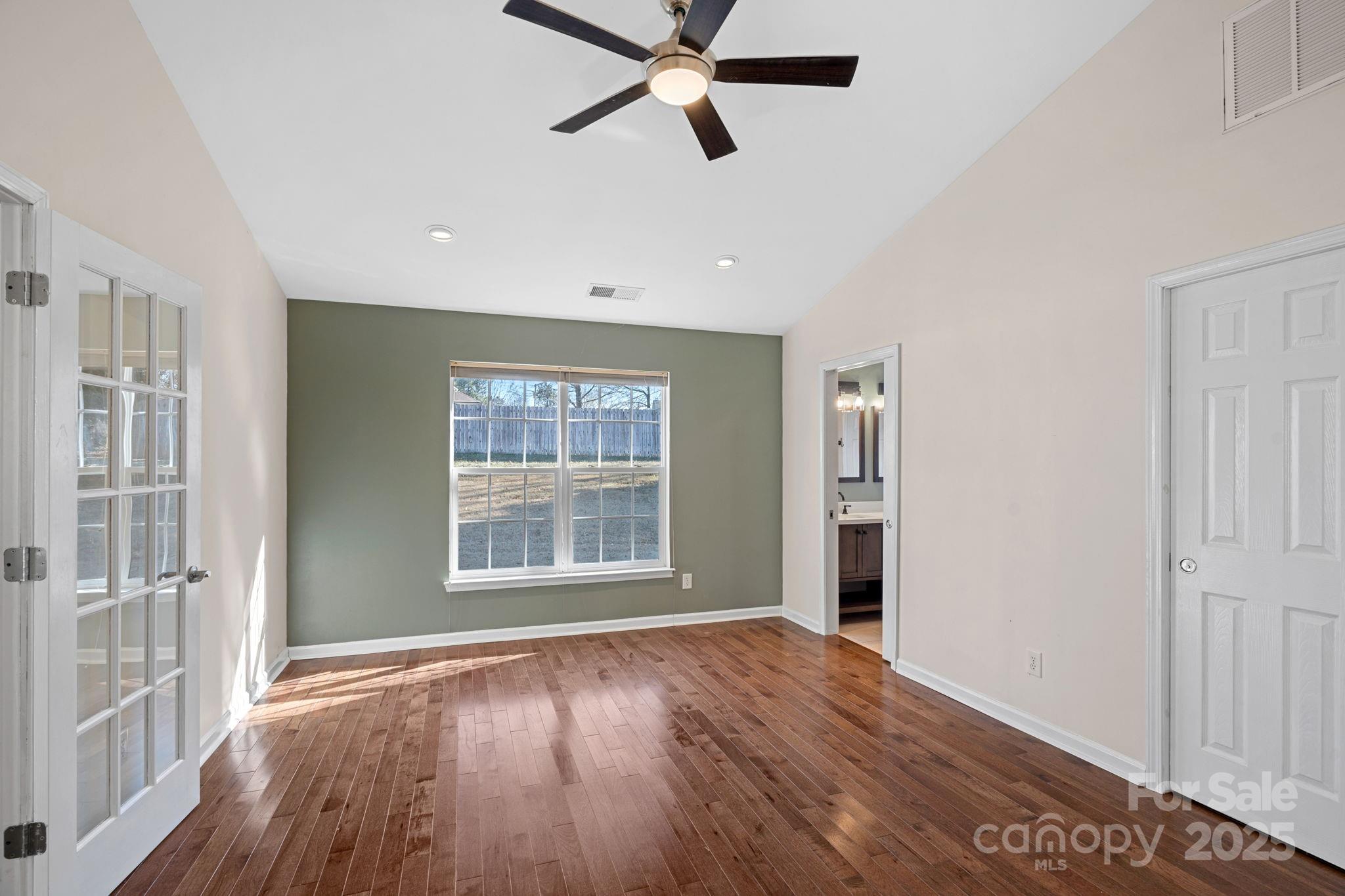 109 Washburn Range Drive Property Photo 10