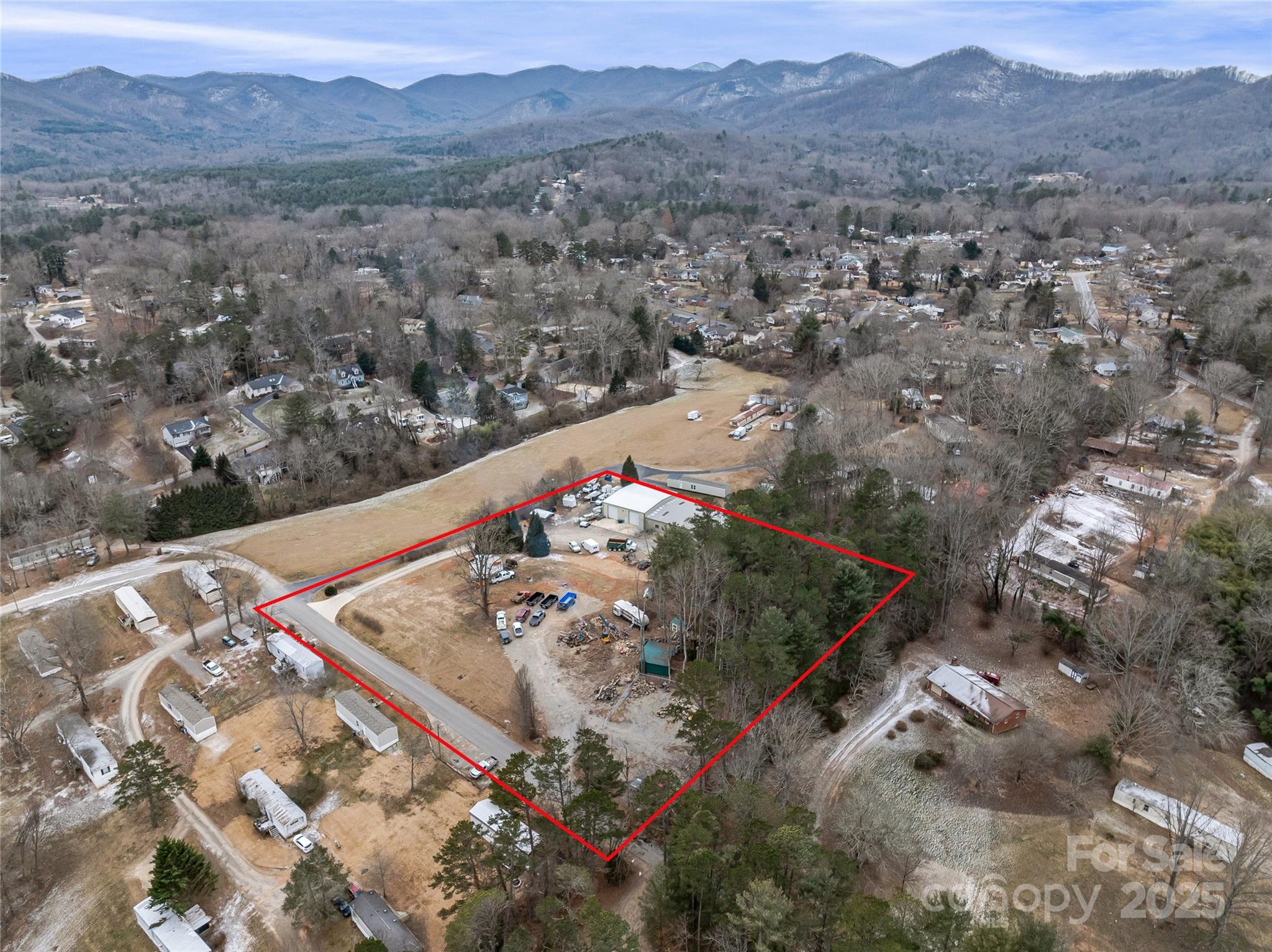 33 Hidden Acres Drive Property Photo 5