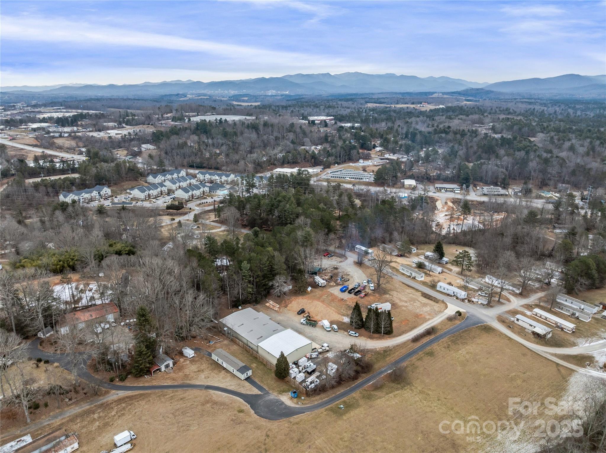 33 Hidden Acres Drive Property Photo 8