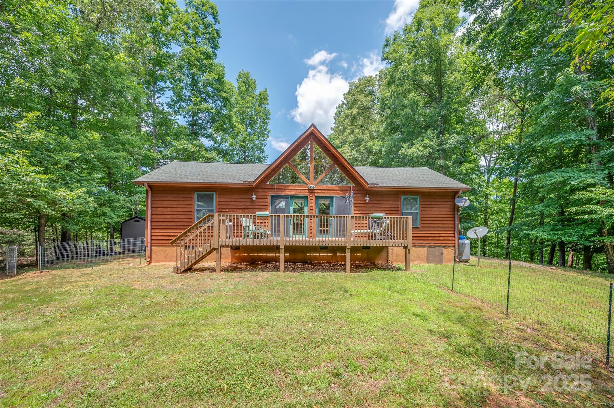 1026 Clearwater Parkway Property Photo 3