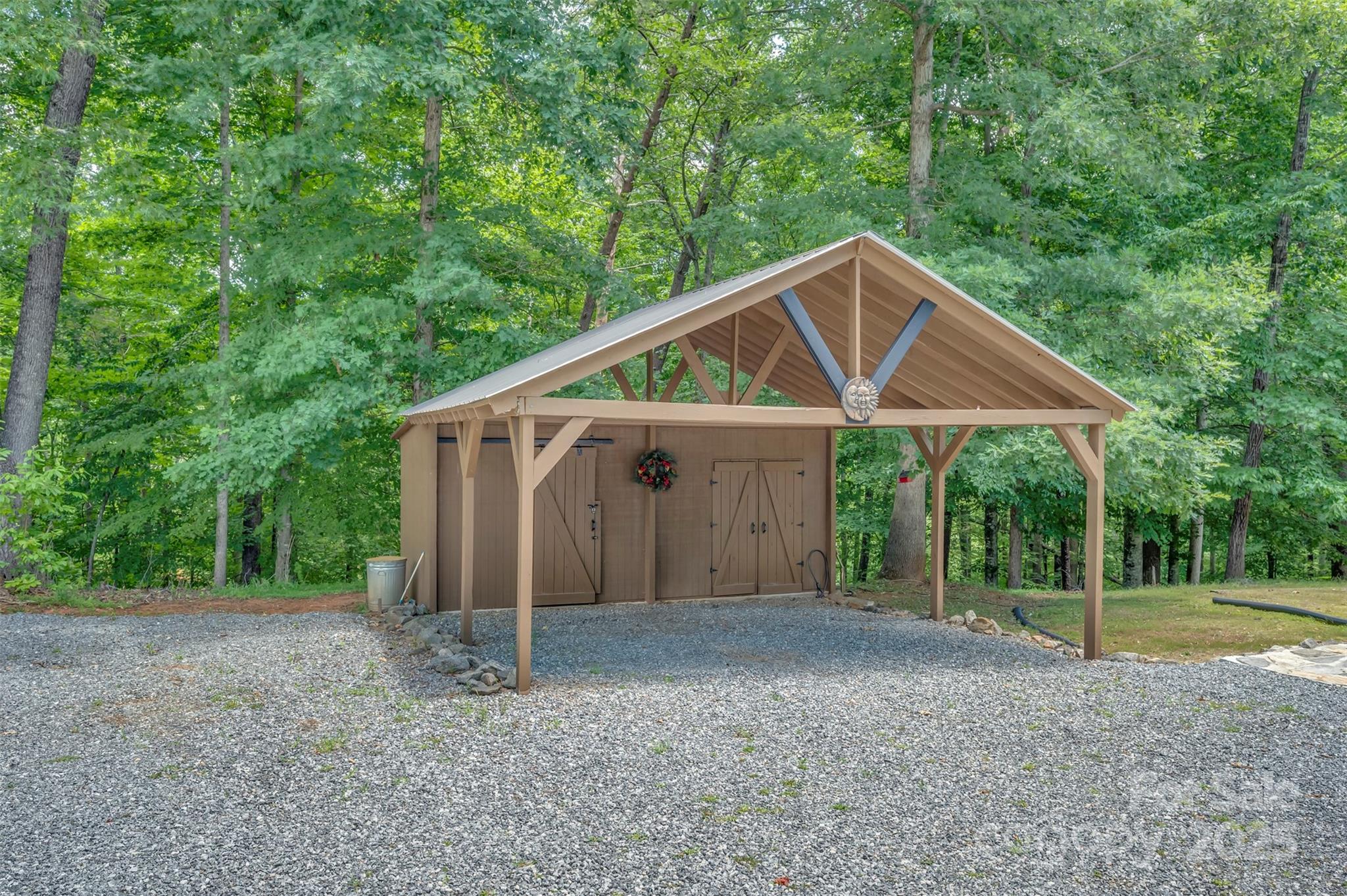 1026 Clearwater Parkway Property Photo 7