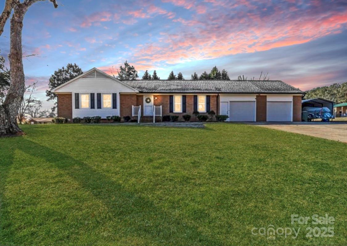 3 Old Farm Road Property Photo