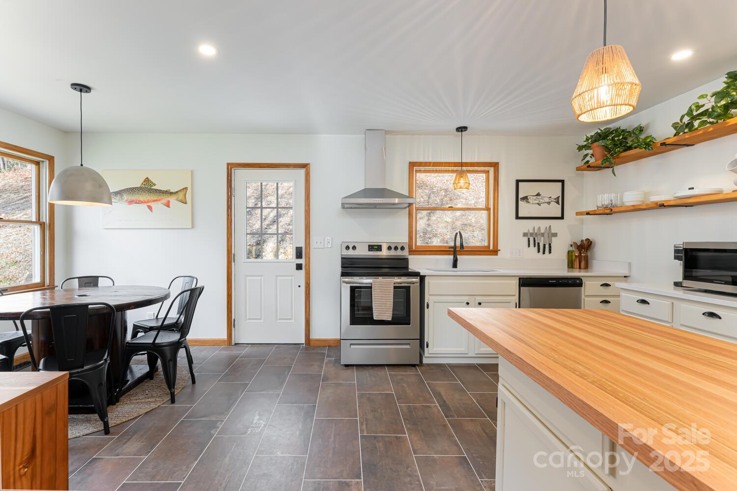 209 Newdale Church Road Property Photo 12