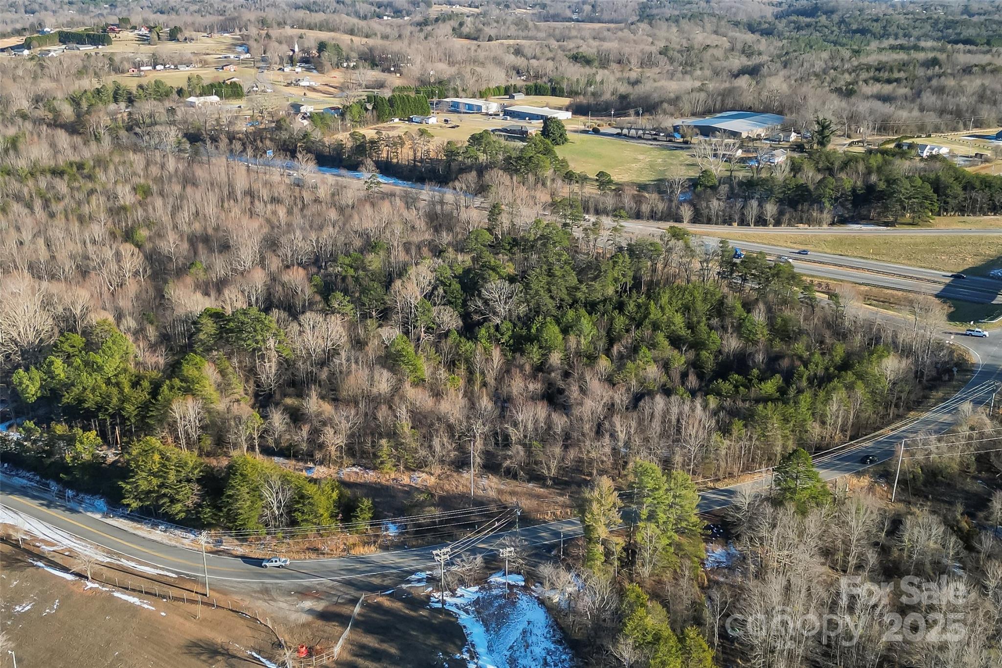 595 Causby Road Property Photo 4