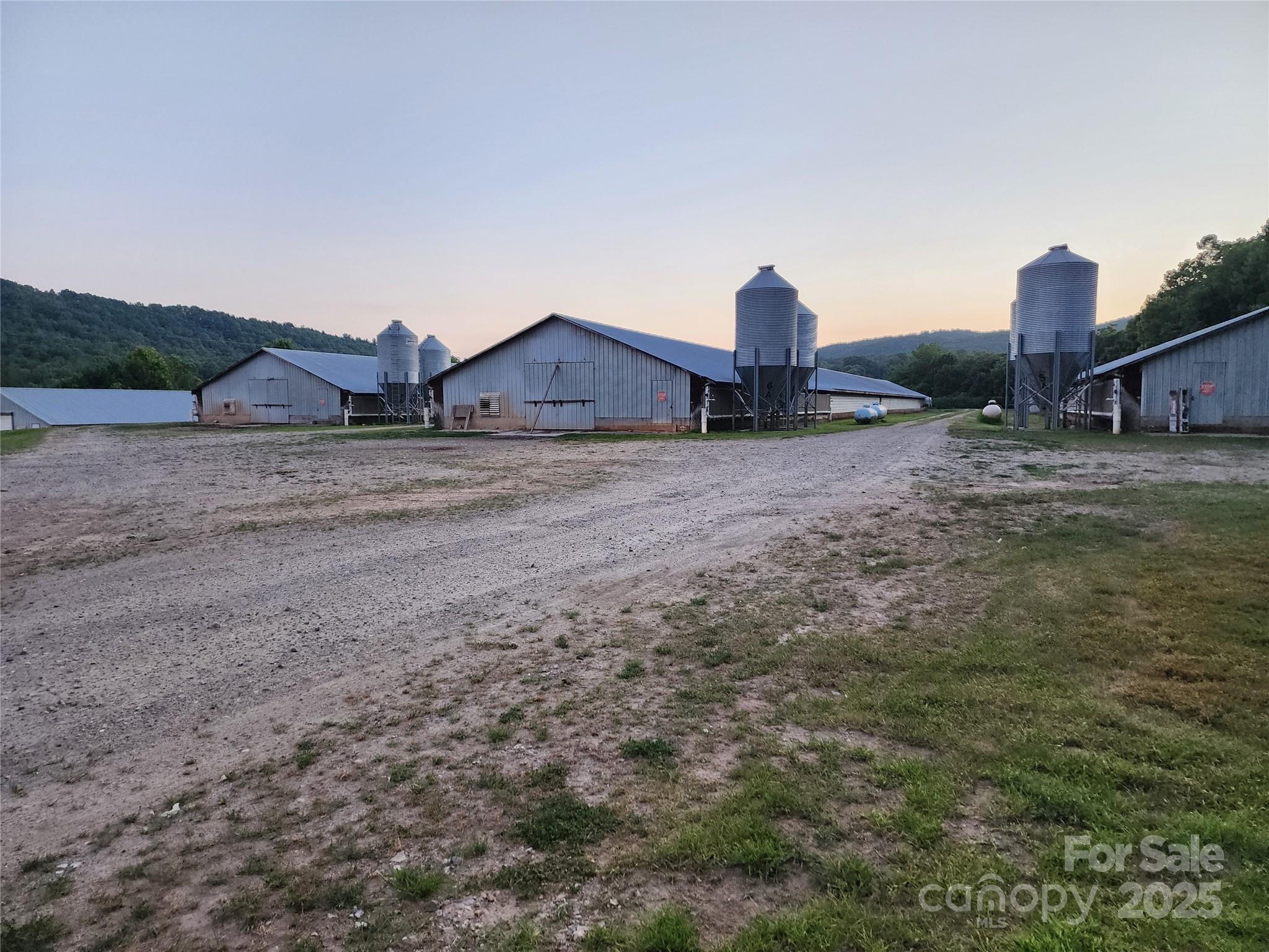 2995 Dehart Church Road Property Photo