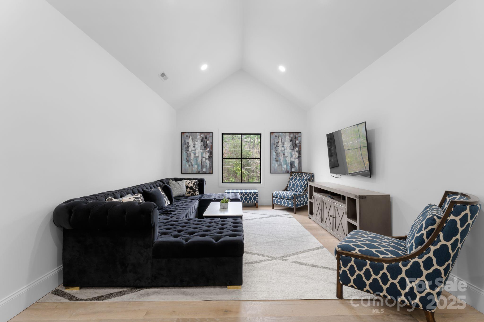 1565 Shinnville Road Property Photo 35