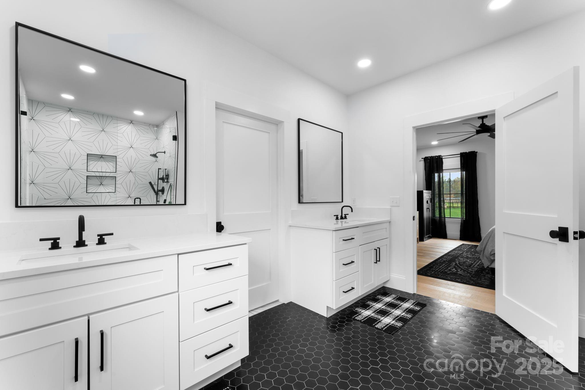 1565 Shinnville Road Property Photo 32