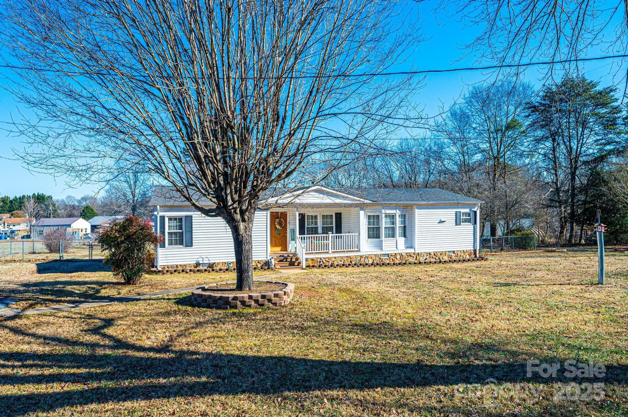 3569 Berry Road Property Photo