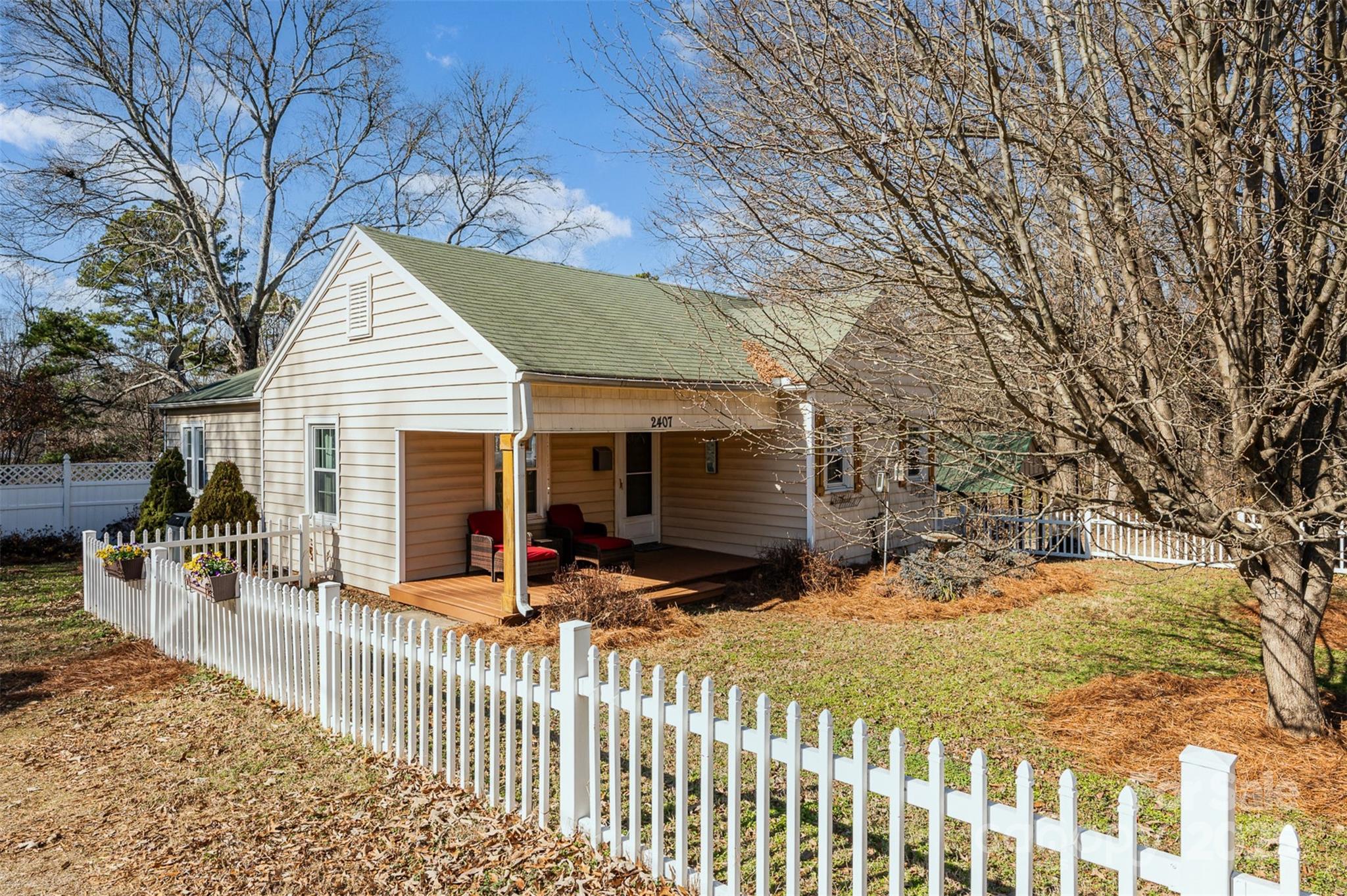 2407 Brookside Avenue Property Photo