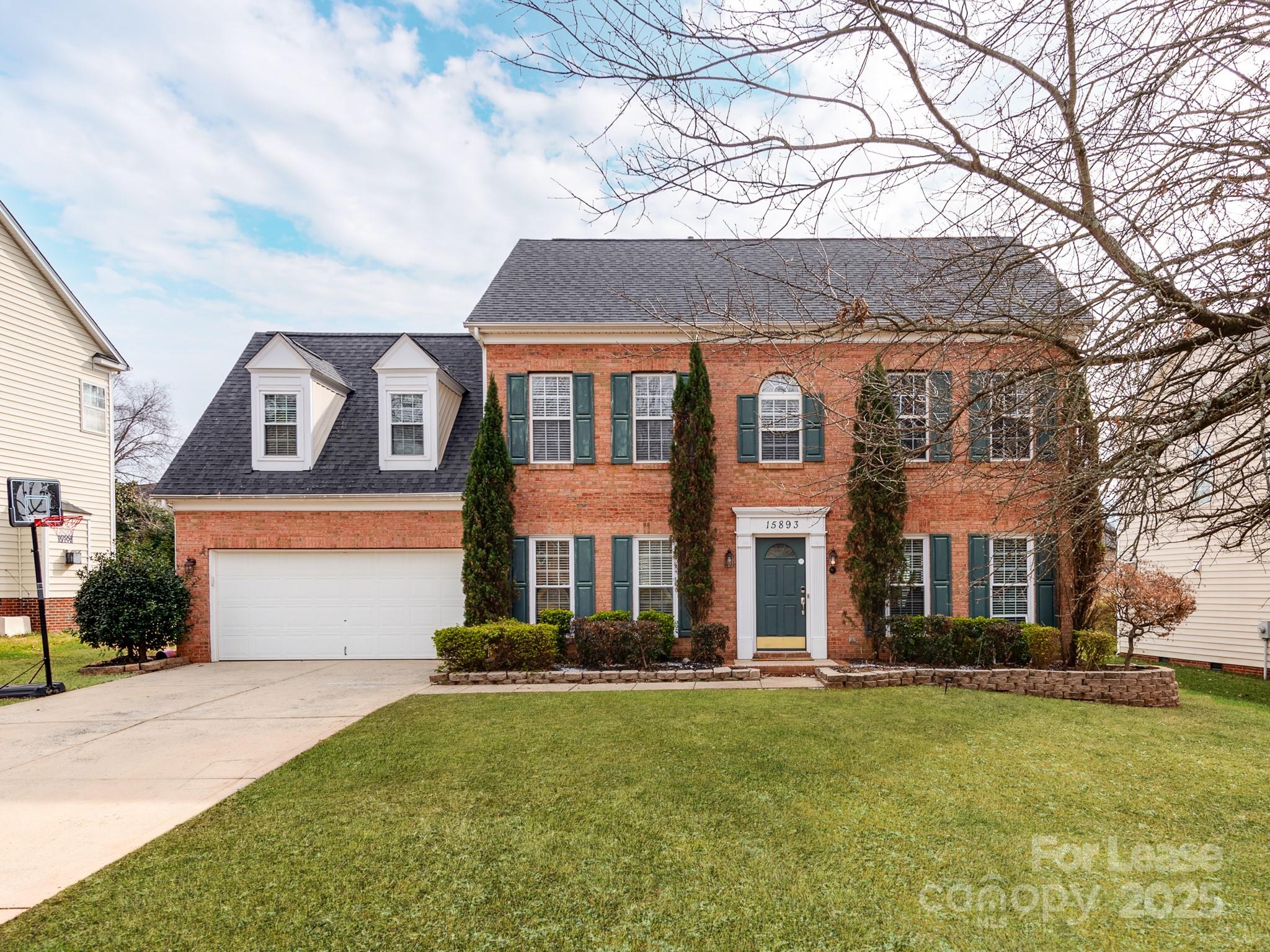15893 Wayland Drive Property Photo