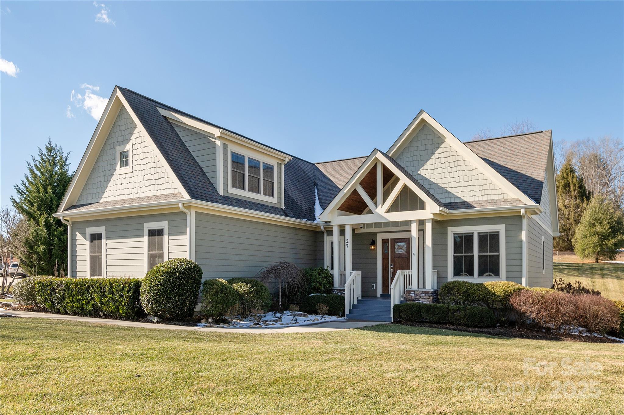 27 Lone Oak Drive Property Photo