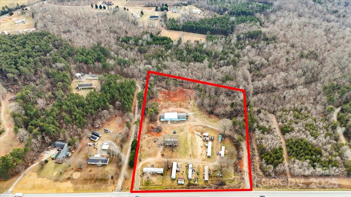 6111 Dallas Cherryville Highway Property Photo 1