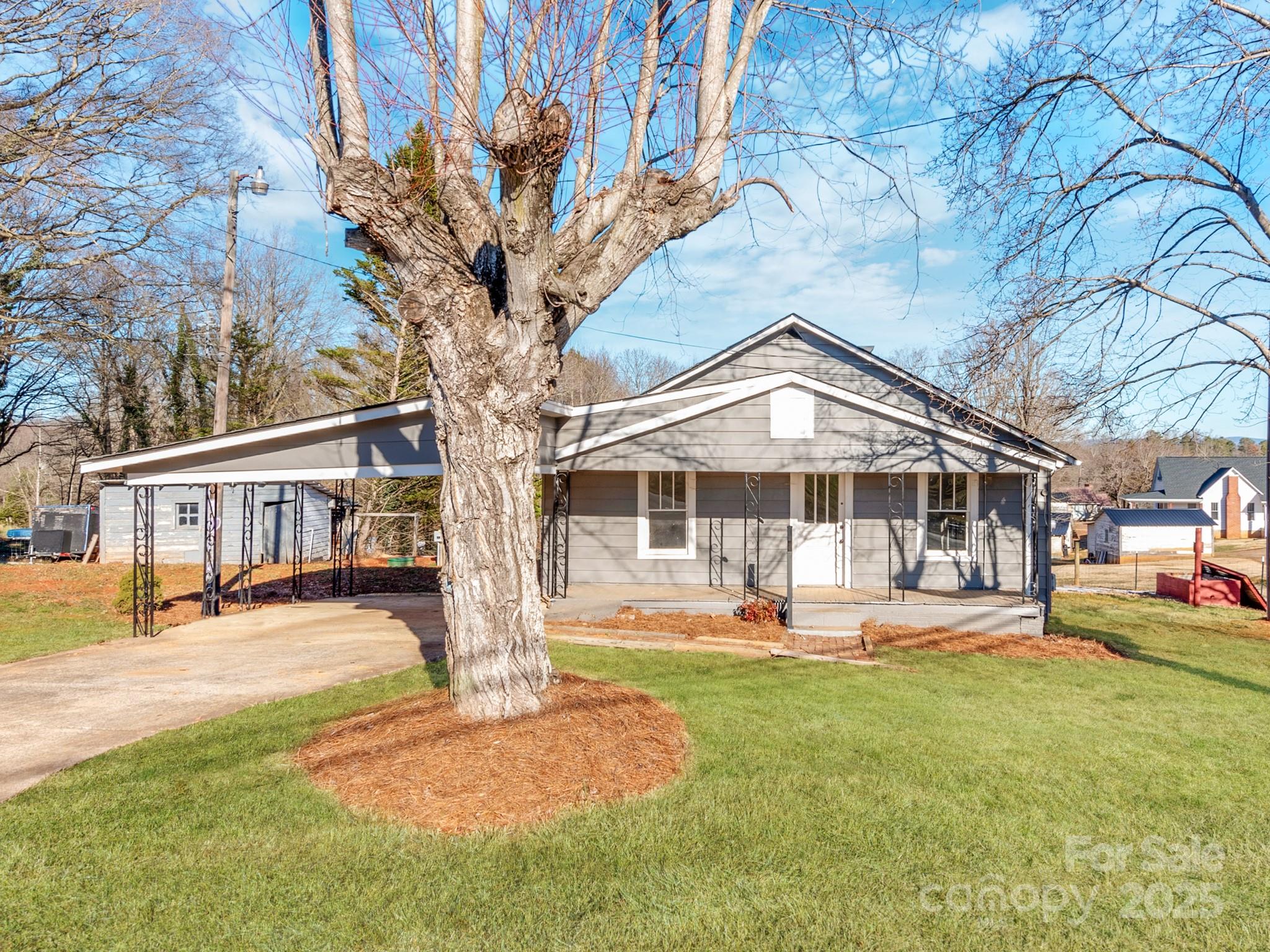 701 Hiddenite Church Road Property Photo