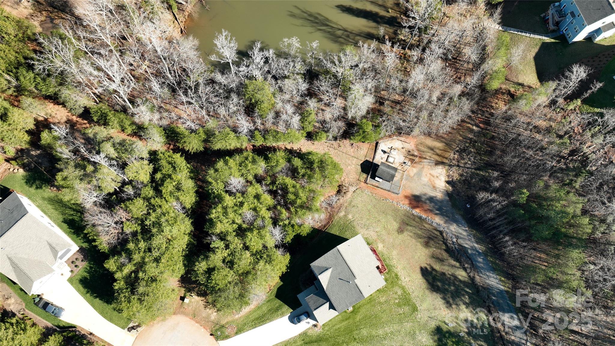 18524 Mainsail Court Property Photo 8