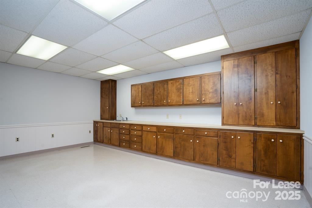 316 E Main Street Property Photo 8