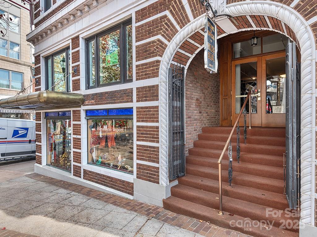 14 Haywood Street Property Photo 31