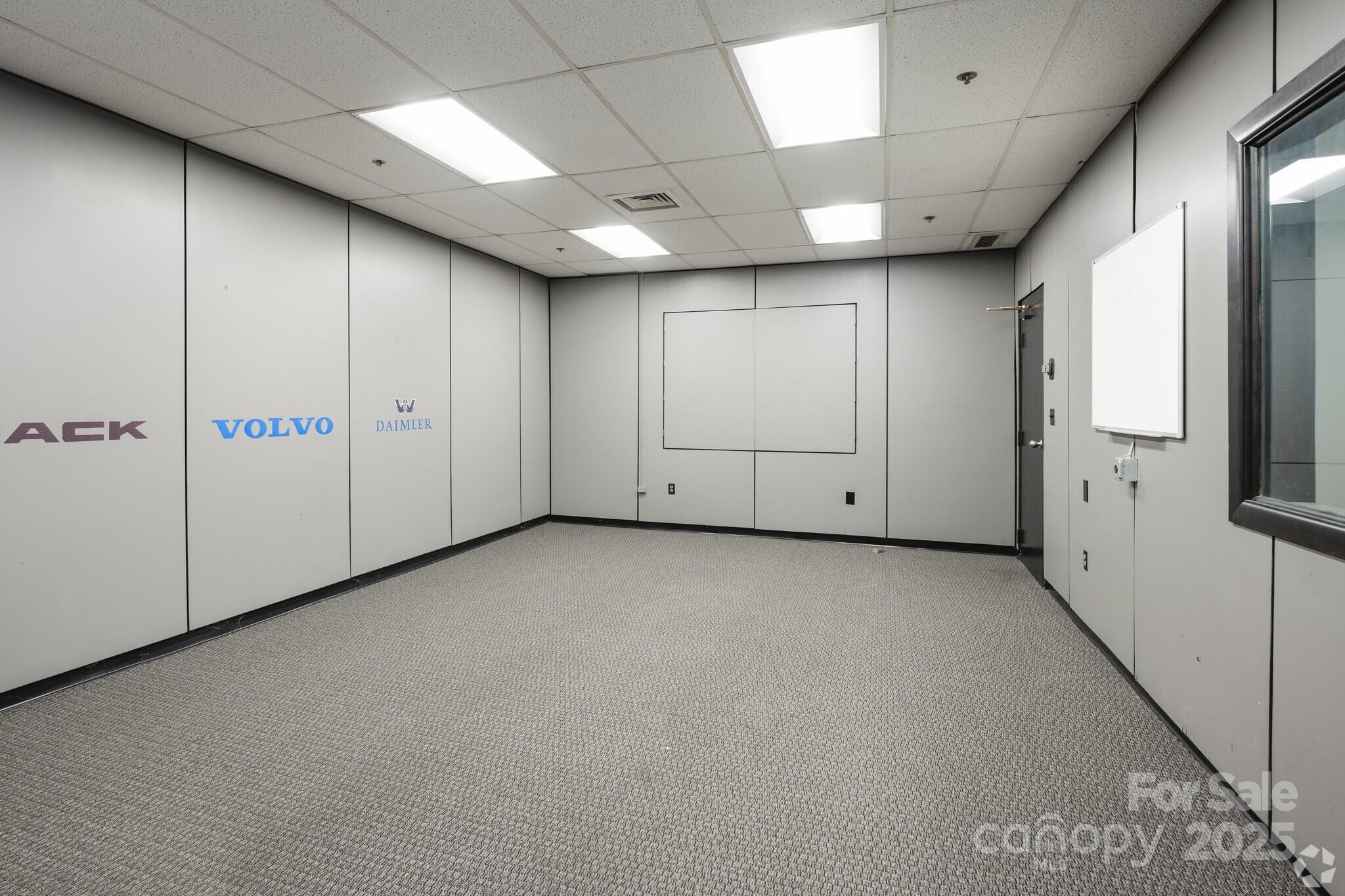 90 Christ School Road Property Photo 6