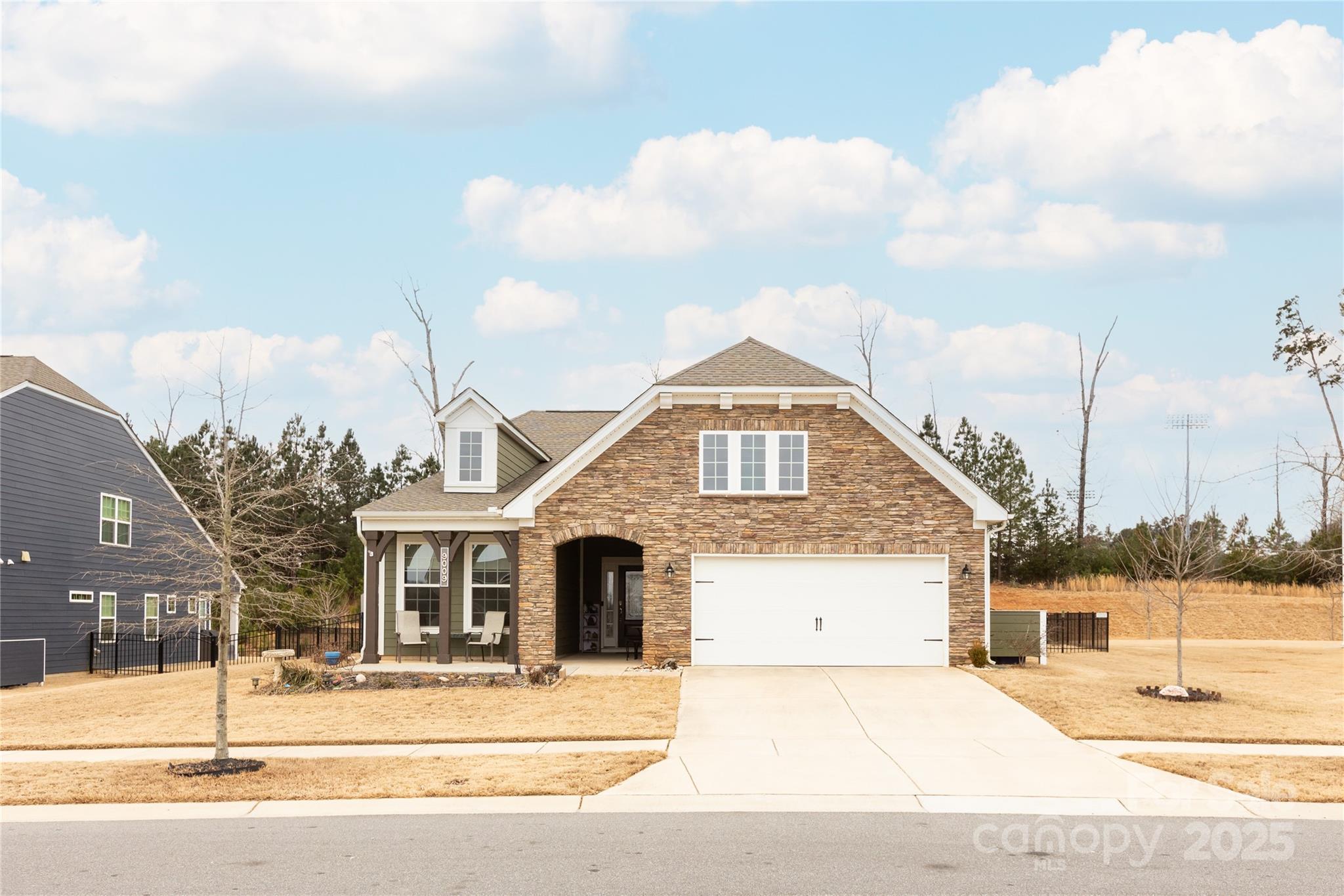 Francis Bradley Real Estate Listings Main Image