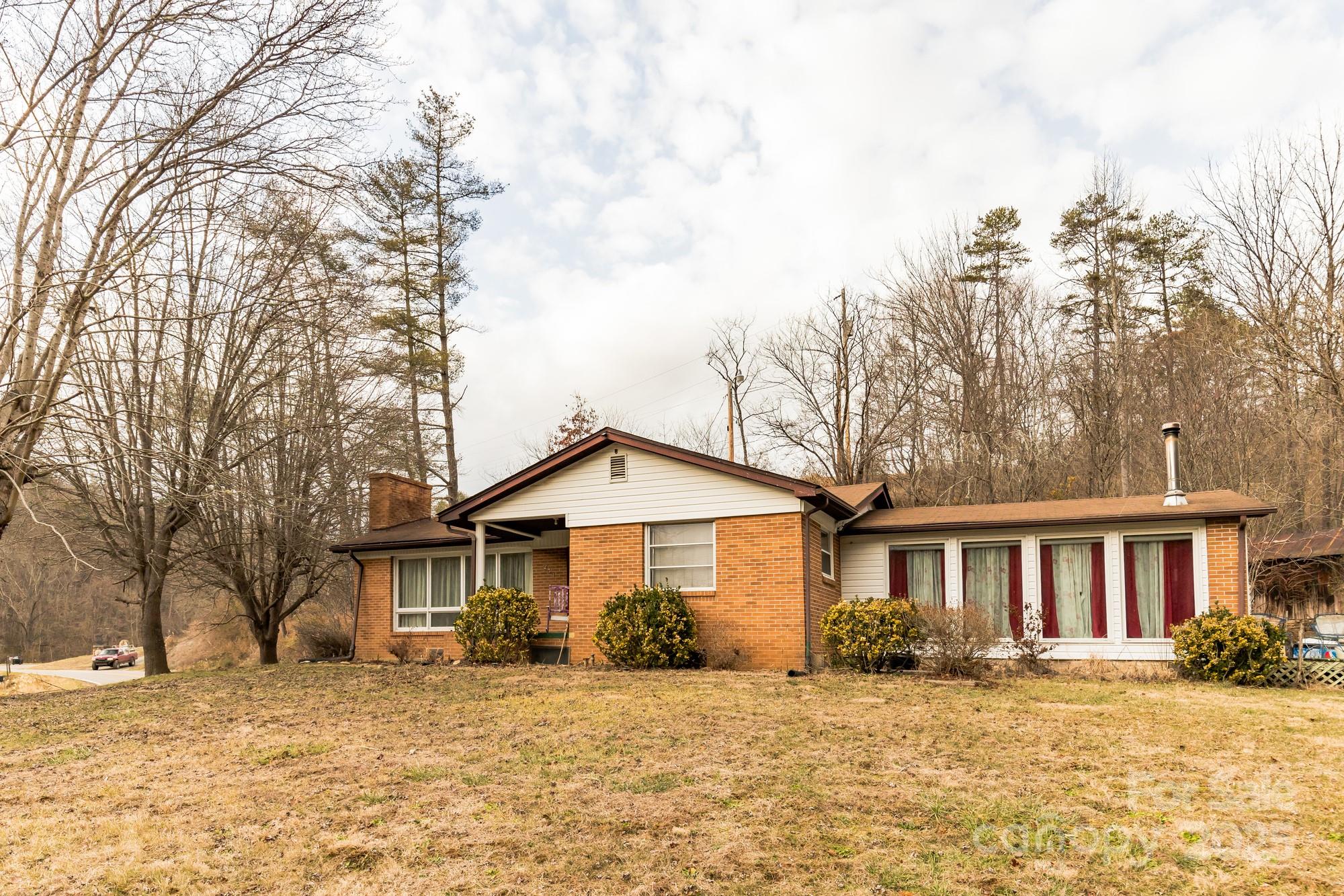 254 Petersburg Road Property Photo