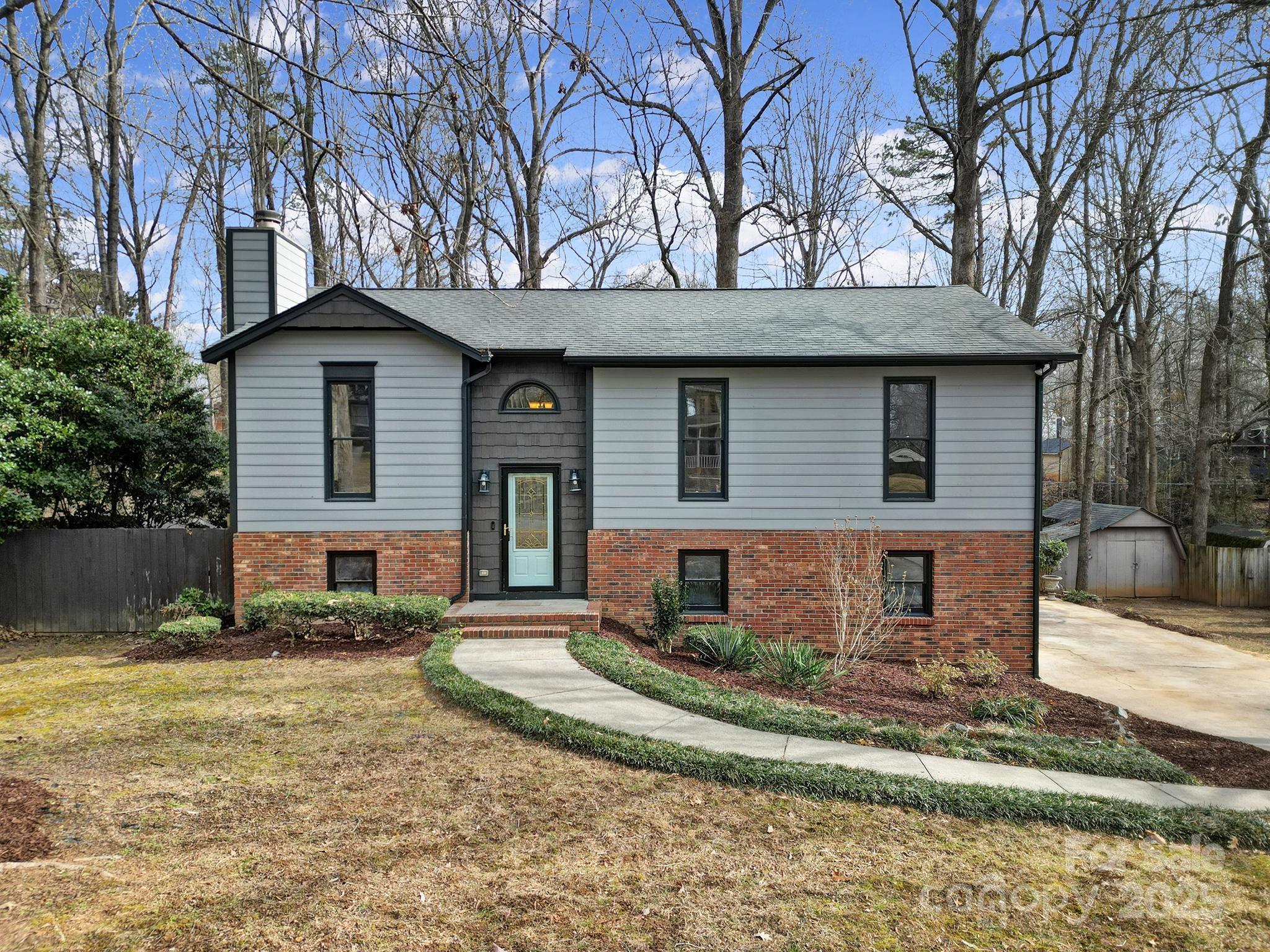 204 Swamp Fox Drive Property Photo