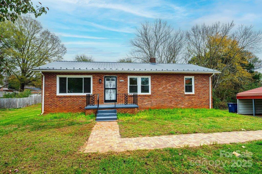 2752 21st Street Property Photo
