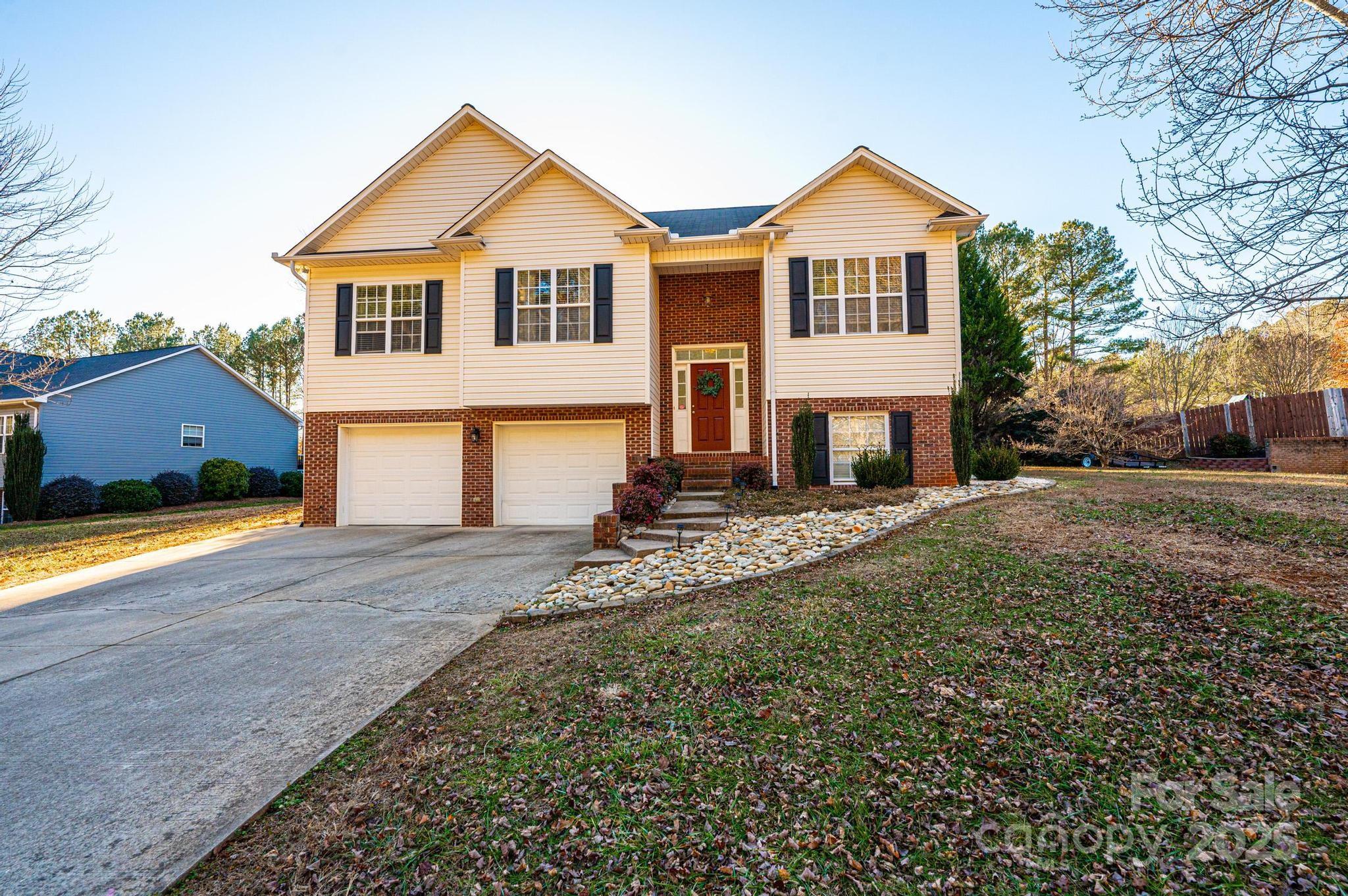 5241 Whitewater Drive Property Photo