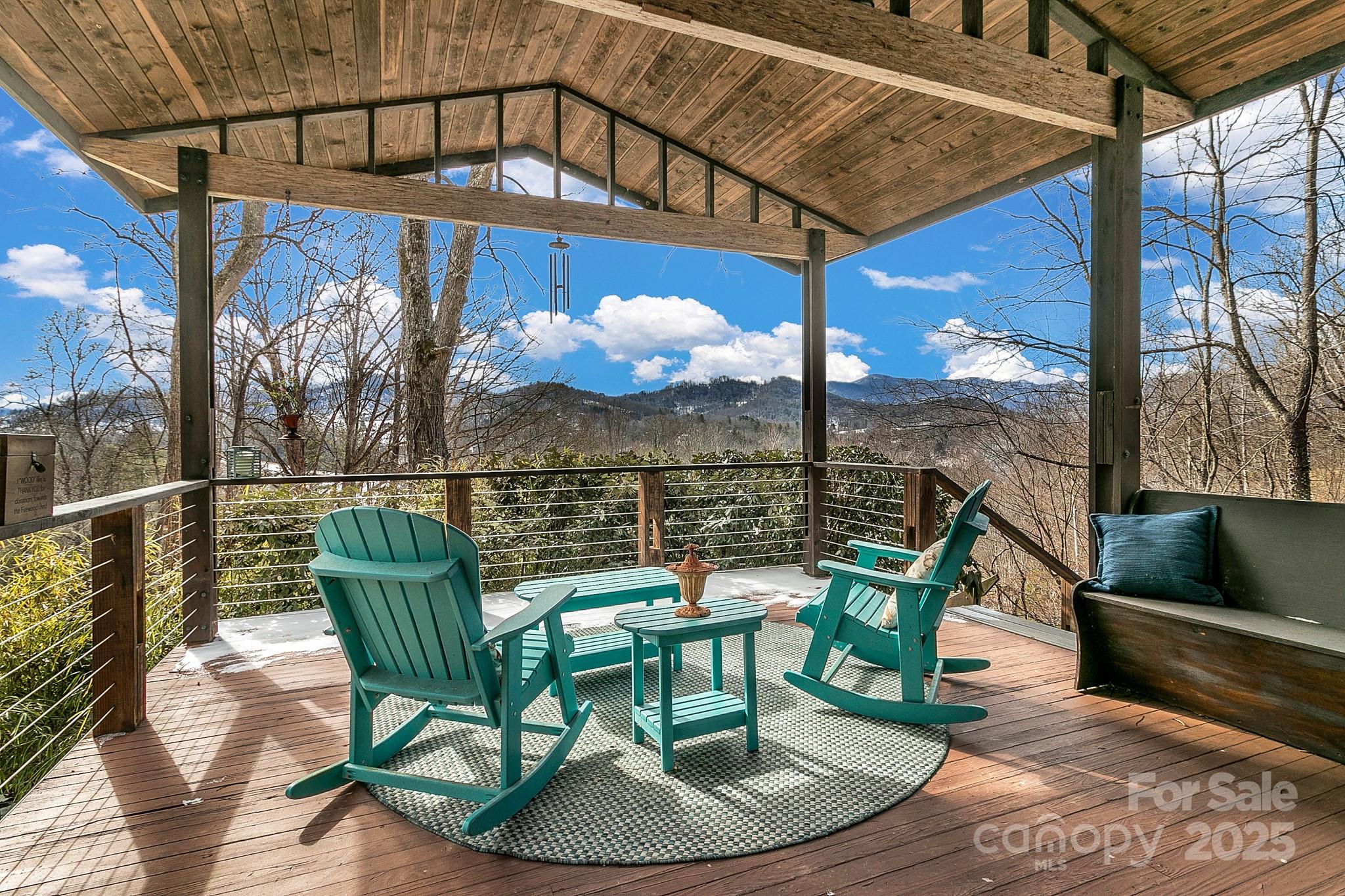 346 Lucky Lane Property Photo