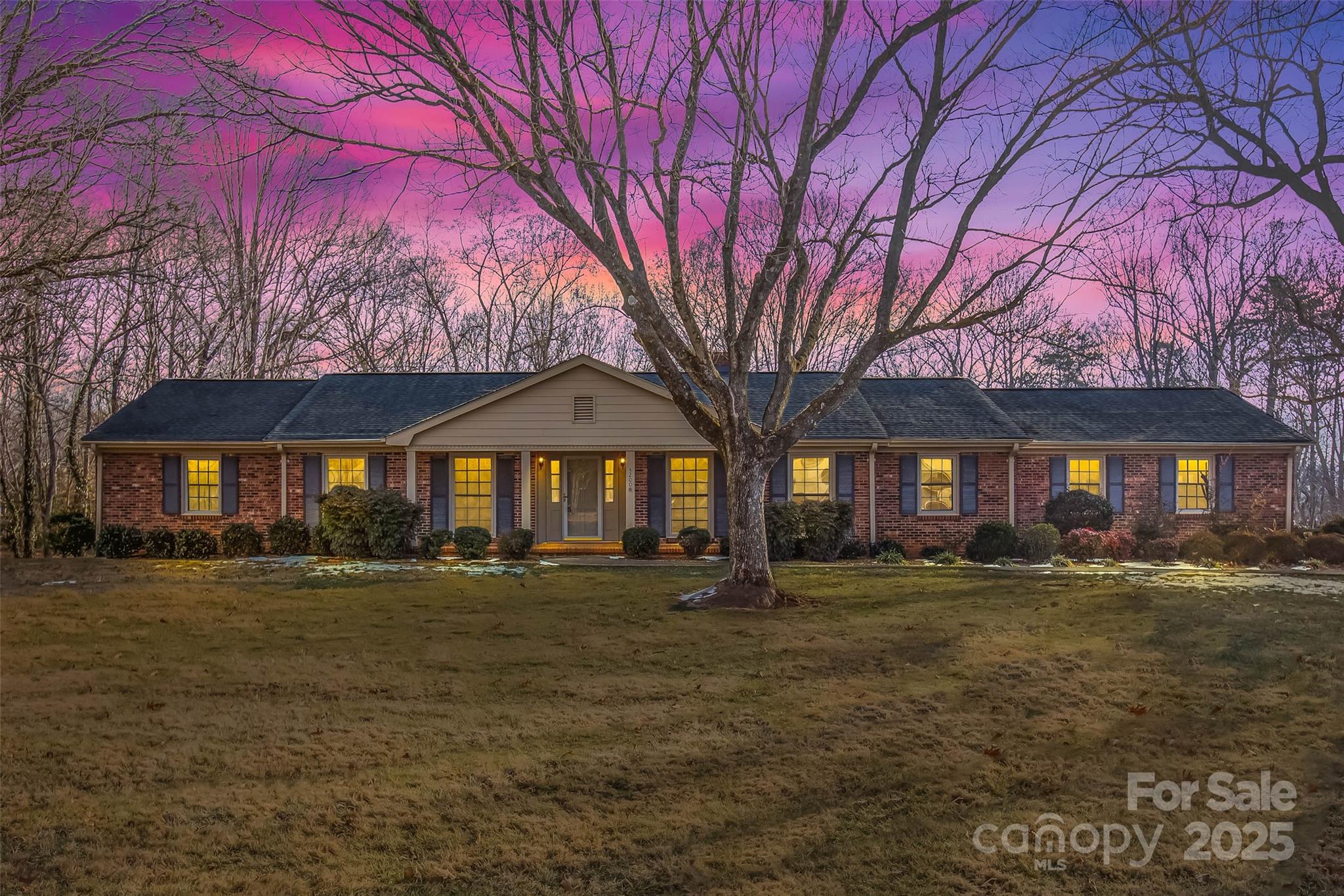 4200 Rosebriar Lane Property Photo