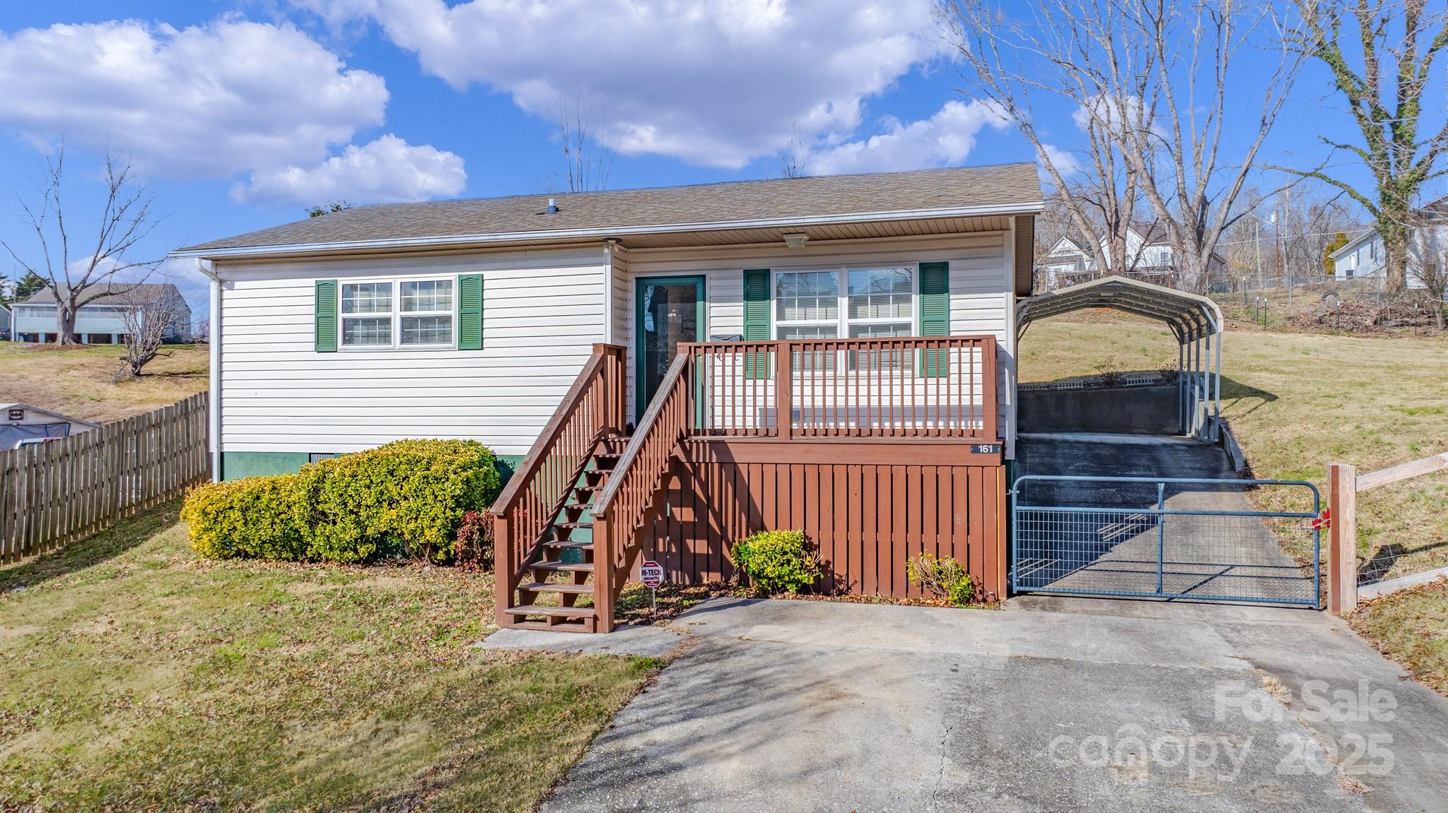 161 Maple Avenue Property Photo